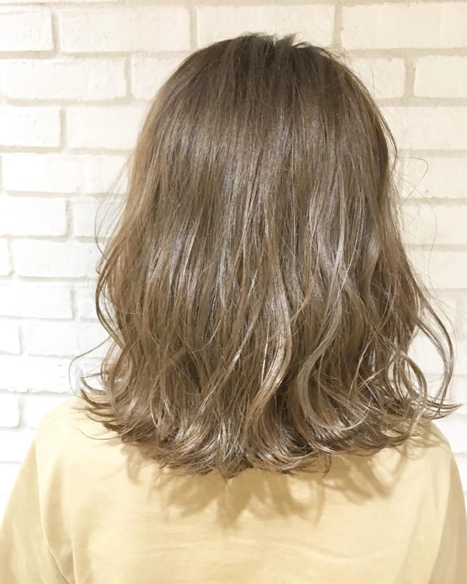 ミディアム カラー グレージュ GO TODAY シェアサロン 新宿Aura店所属・佐藤 高徳のヘアスタイル