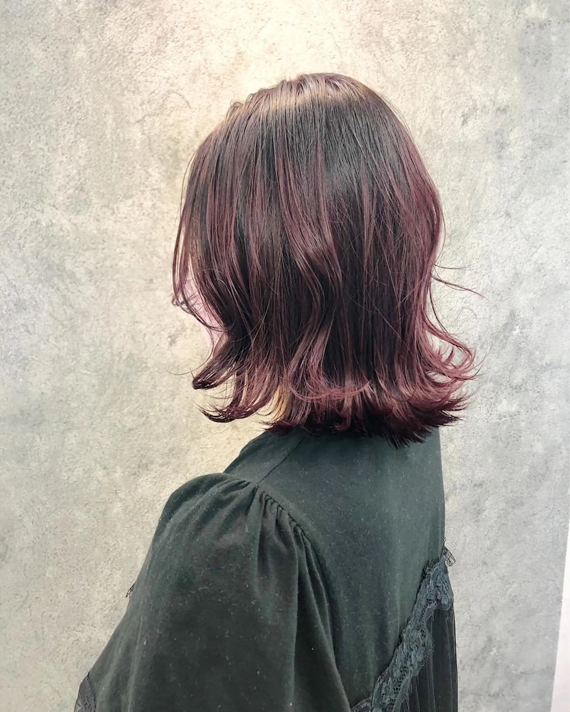 ミディアム カット ヘアカラー トリートメント 所渉/韓国レイヤー /ウルフカットのヘアスタイル