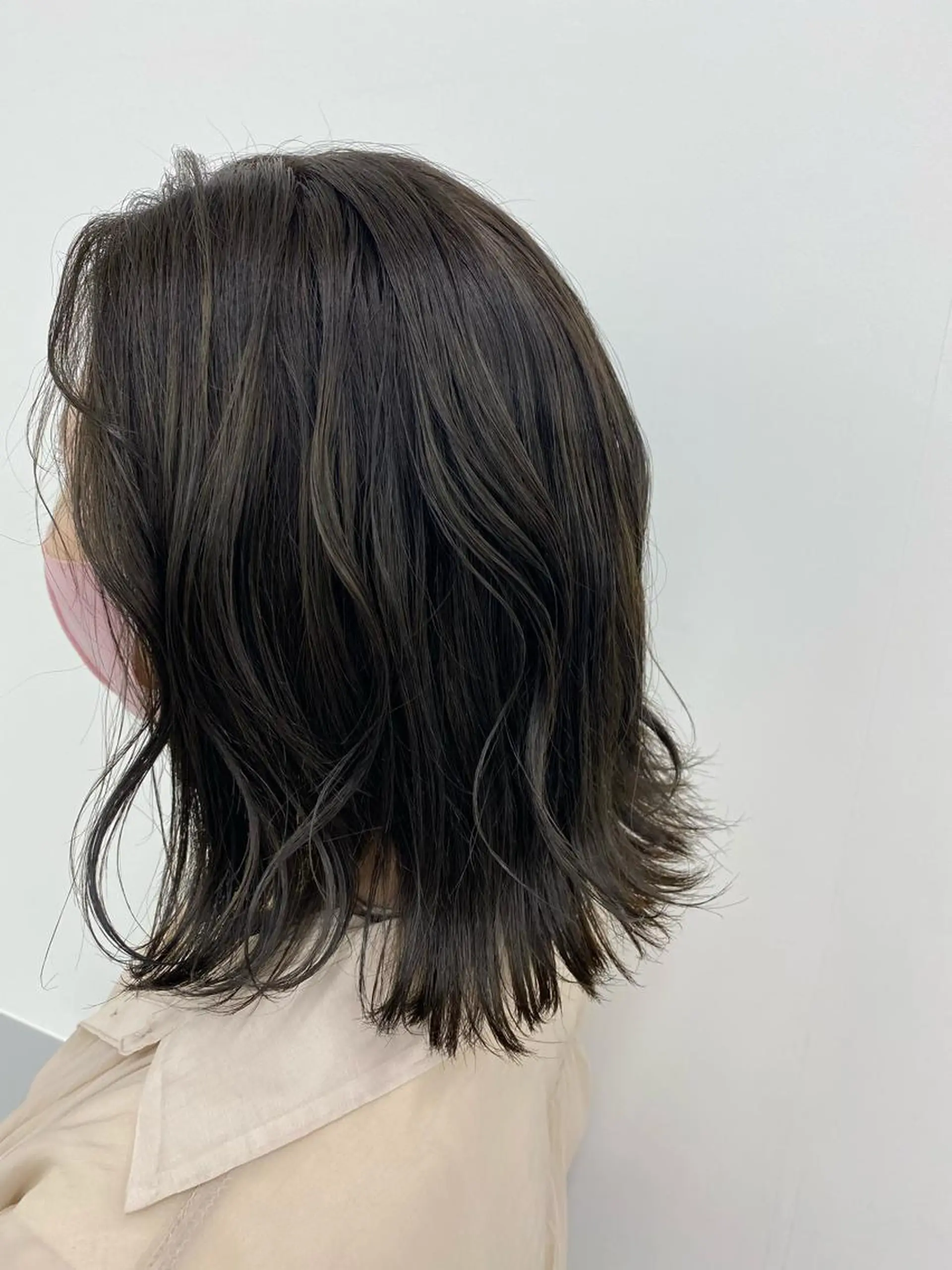 ミディアム 丸山 純奈のヘアスタイル