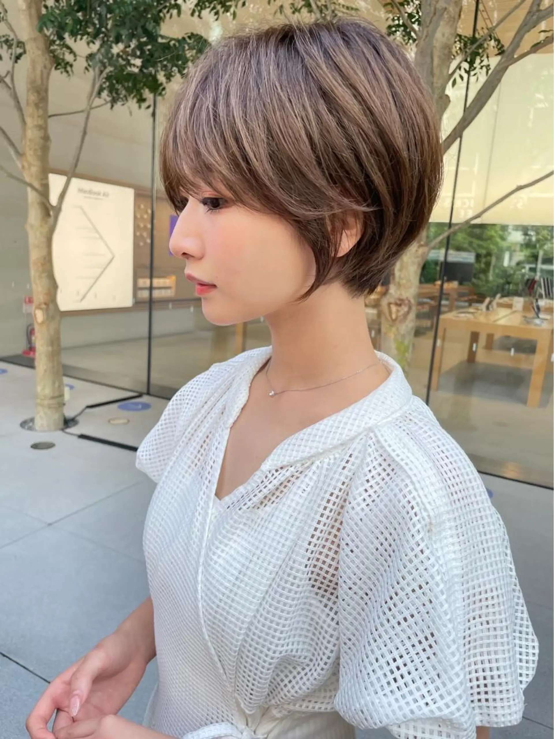 ショート カット ヘアカラー トリートメント 💛ブリーチ&カット LEON🩶のヘアスタイル