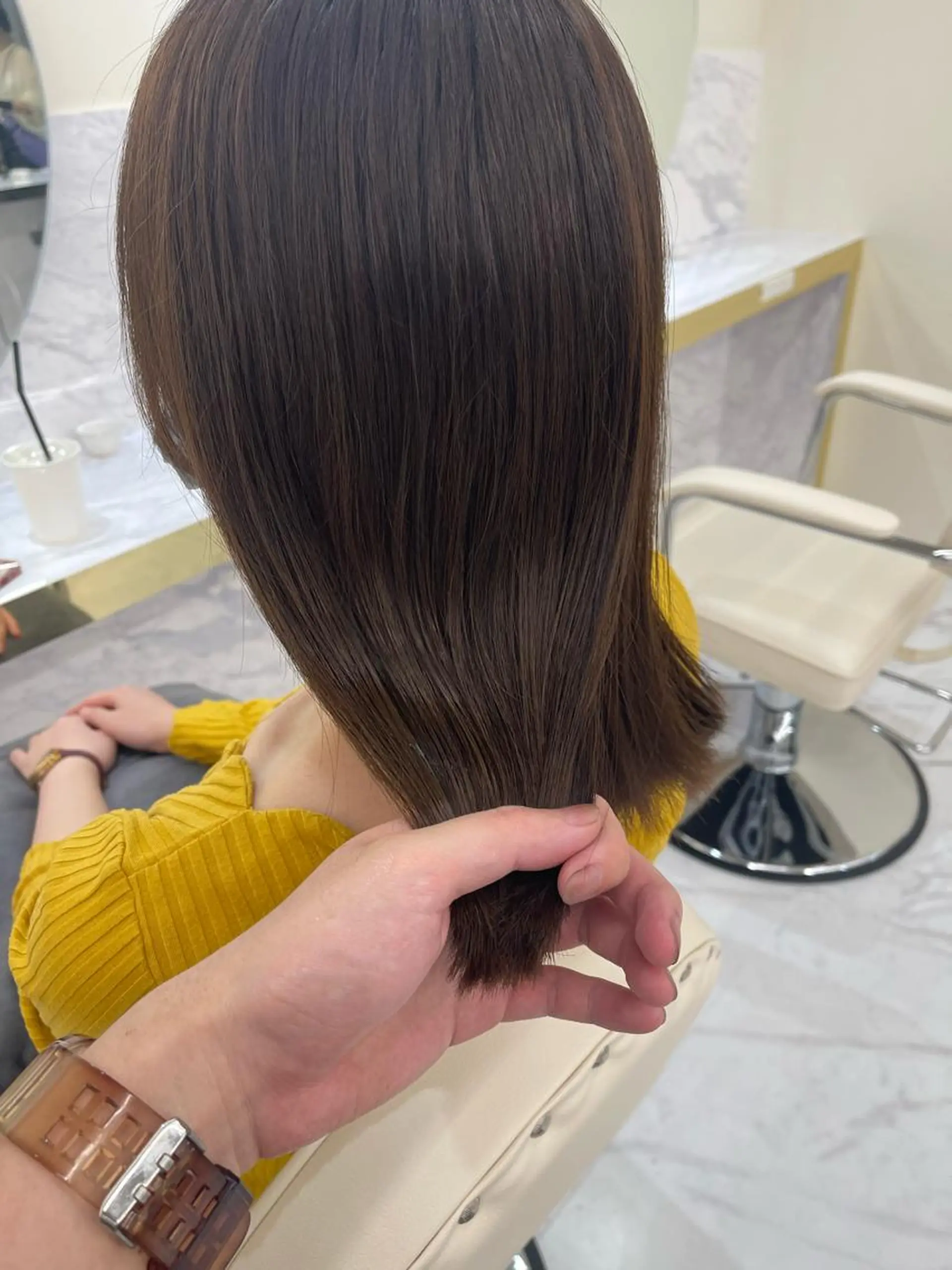 ミディアム カット ヘアカラー 縮毛矯正 トリートメント シンタニ ナオトのヘアスタイル