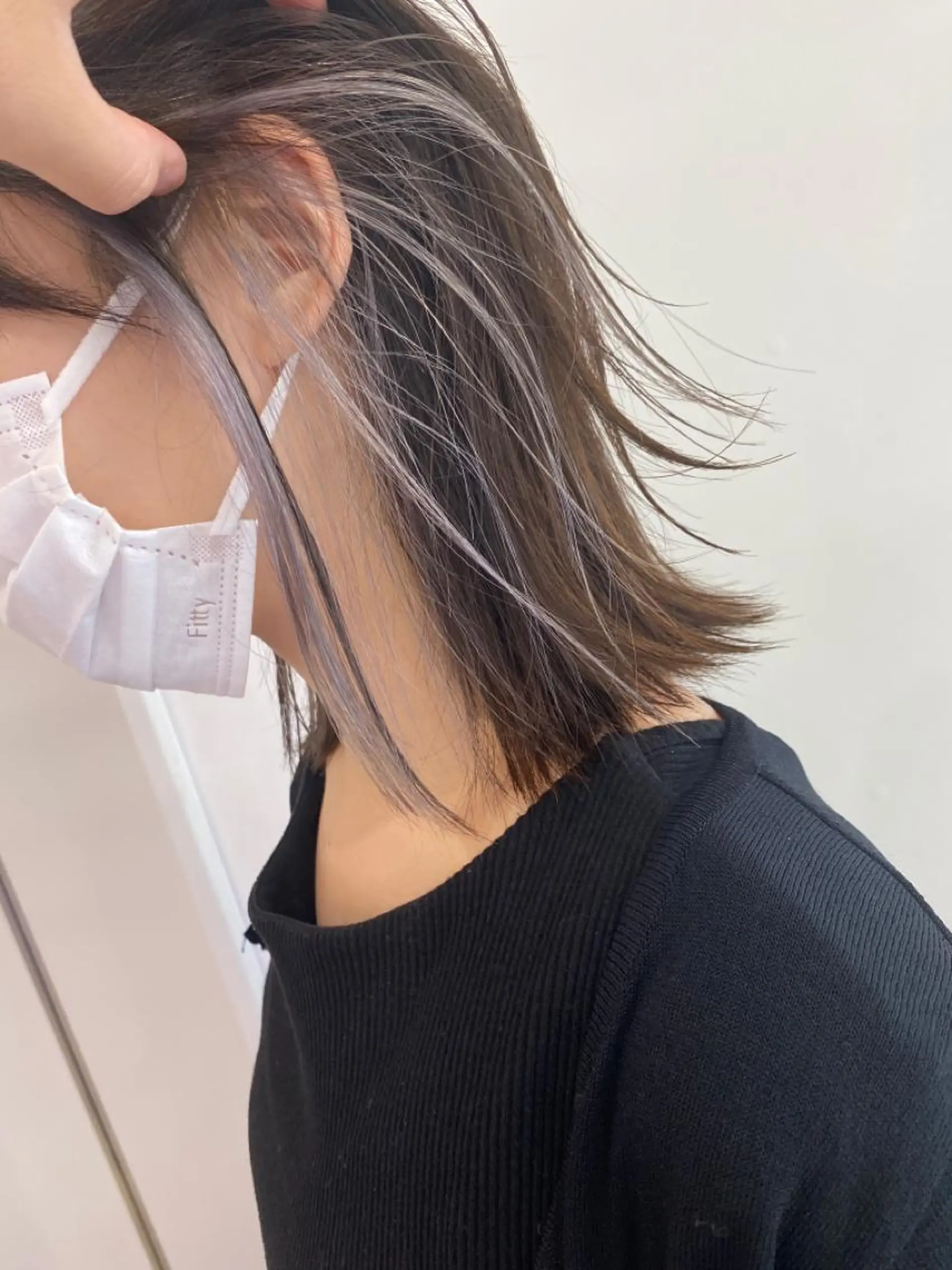 ミディアム カラー THE DAY所属・AKI HASHIMOTOのヘアスタイル