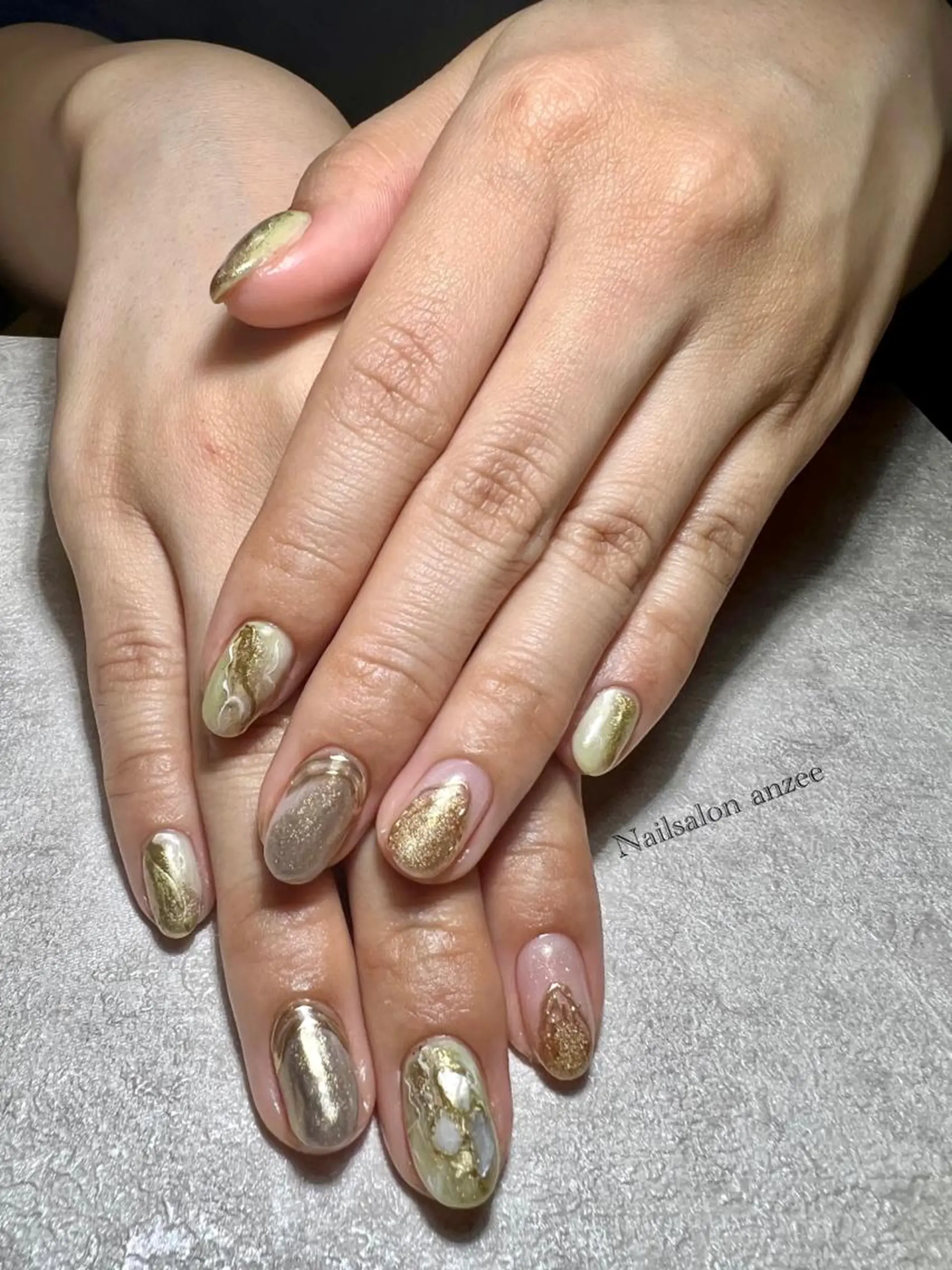 ミディアム ネイル sp anzeeのネイルデザイン