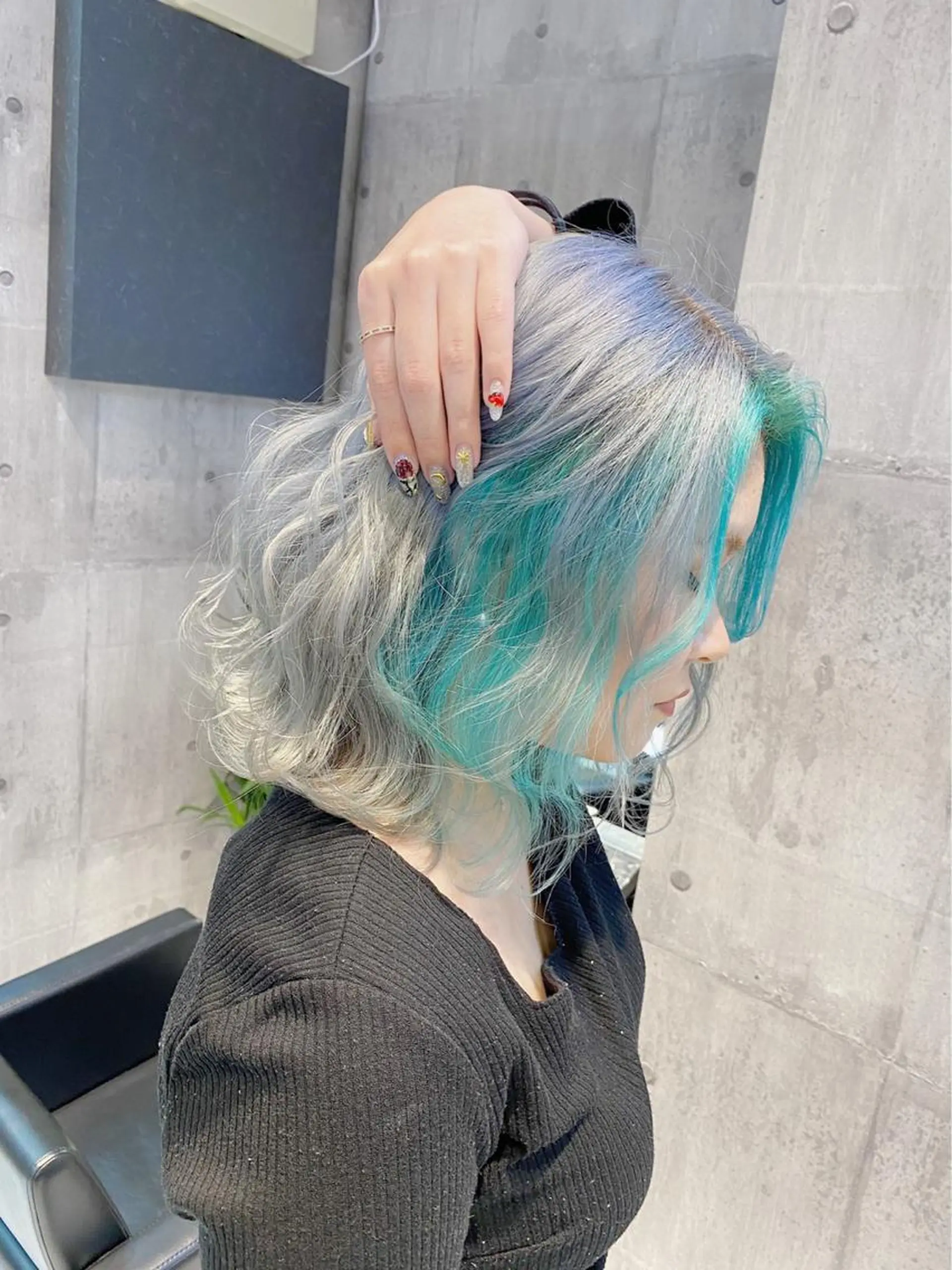 ショート アッシュ アッシュグレー パープルカラー 外国人風カラー 韓国風ヘア ヘアカラー トリートメント ヘアセット 🩰nanaka 🩰のヘアスタイル