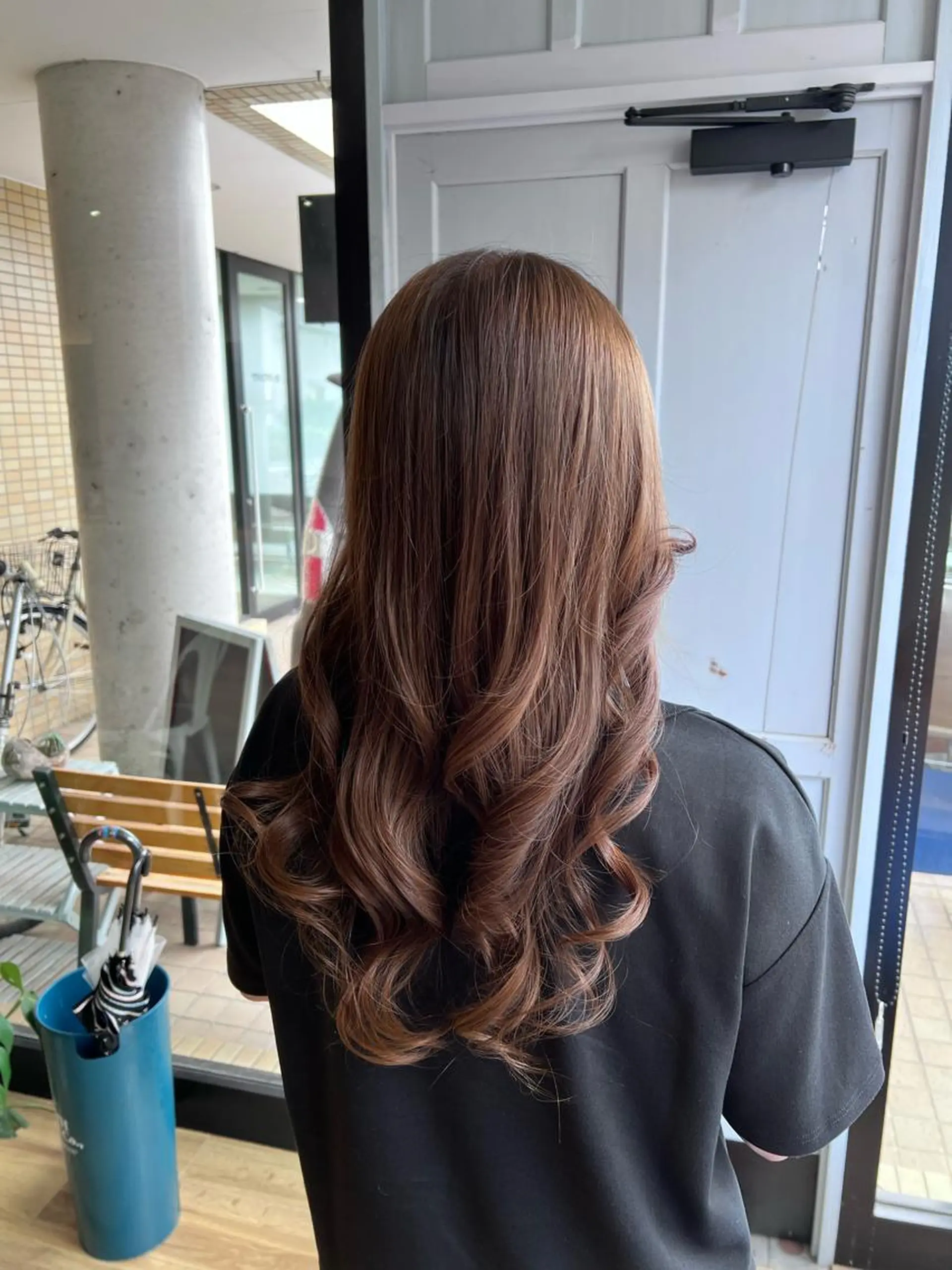 ロング カラー ブラウンカラー ヘアカラー トリートメント ツキダテ ユイのヘアスタイル