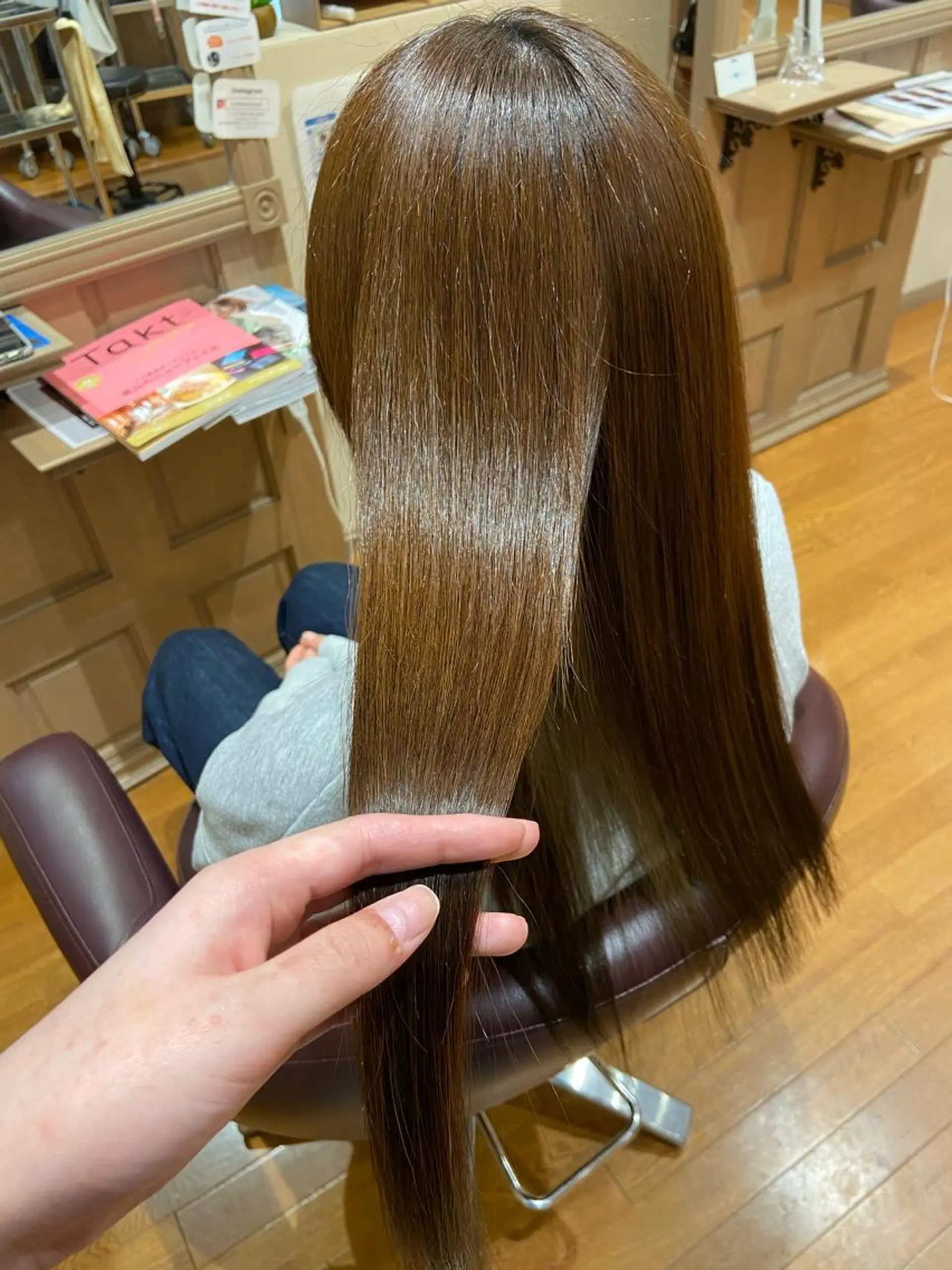 カット 縮毛矯正 トリートメント 津田 七美希のヘアスタイル