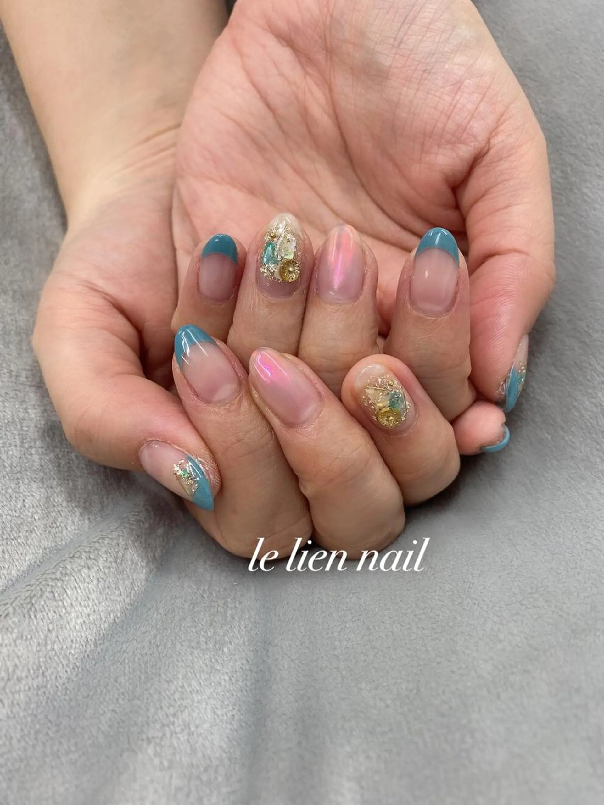 ネイル アートネイル ブルー フレンチネイル ハンドネイル le lien nailのネイルデザイン