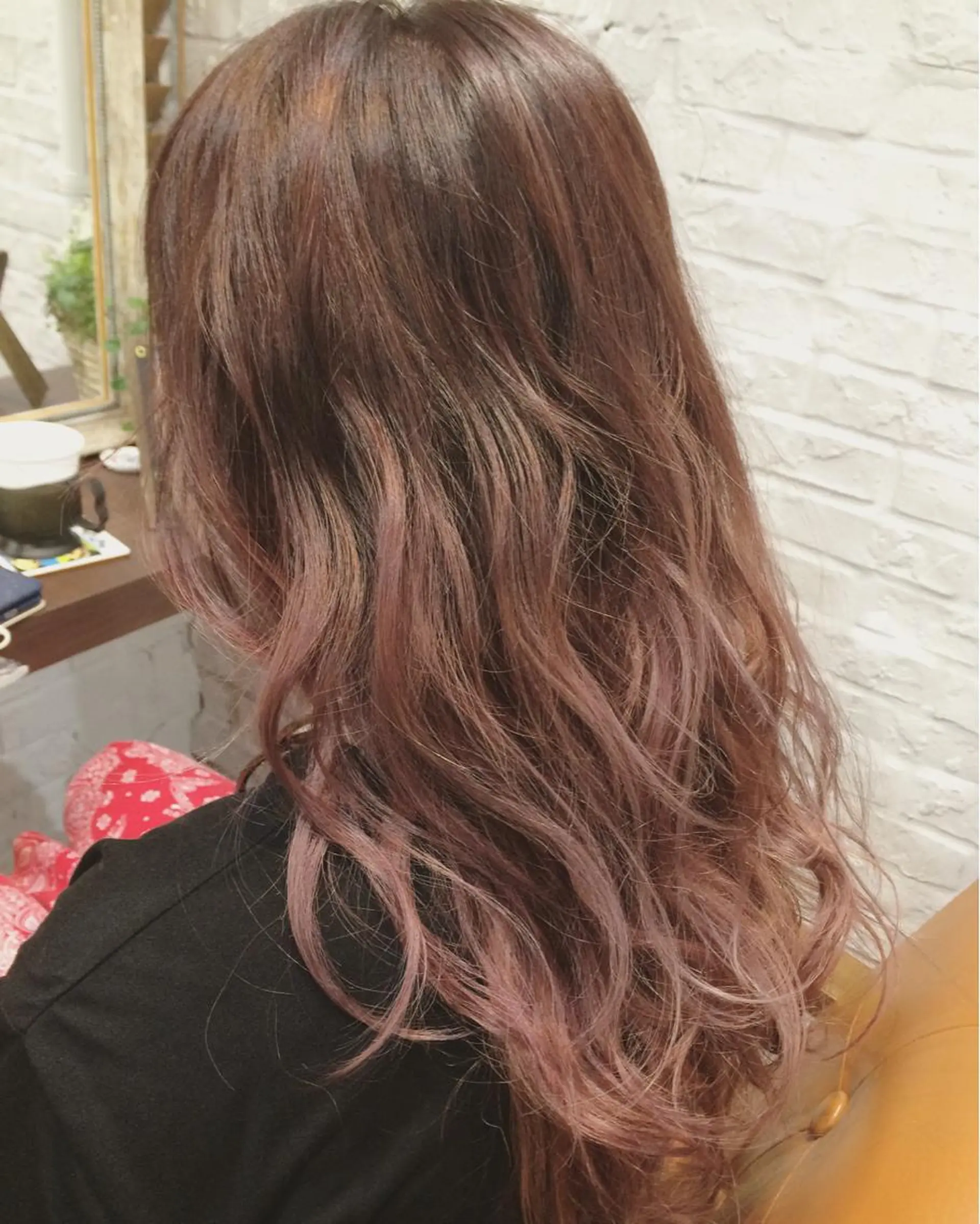 ショート ミディアム セミロング ロング カラー パーマ ヘアアレンジ グラデーションカラー ピンクカラー youres hair 新宿3丁目店所属・新宿.代表.透け髪 TAKAケアブリーチのヘアスタイル