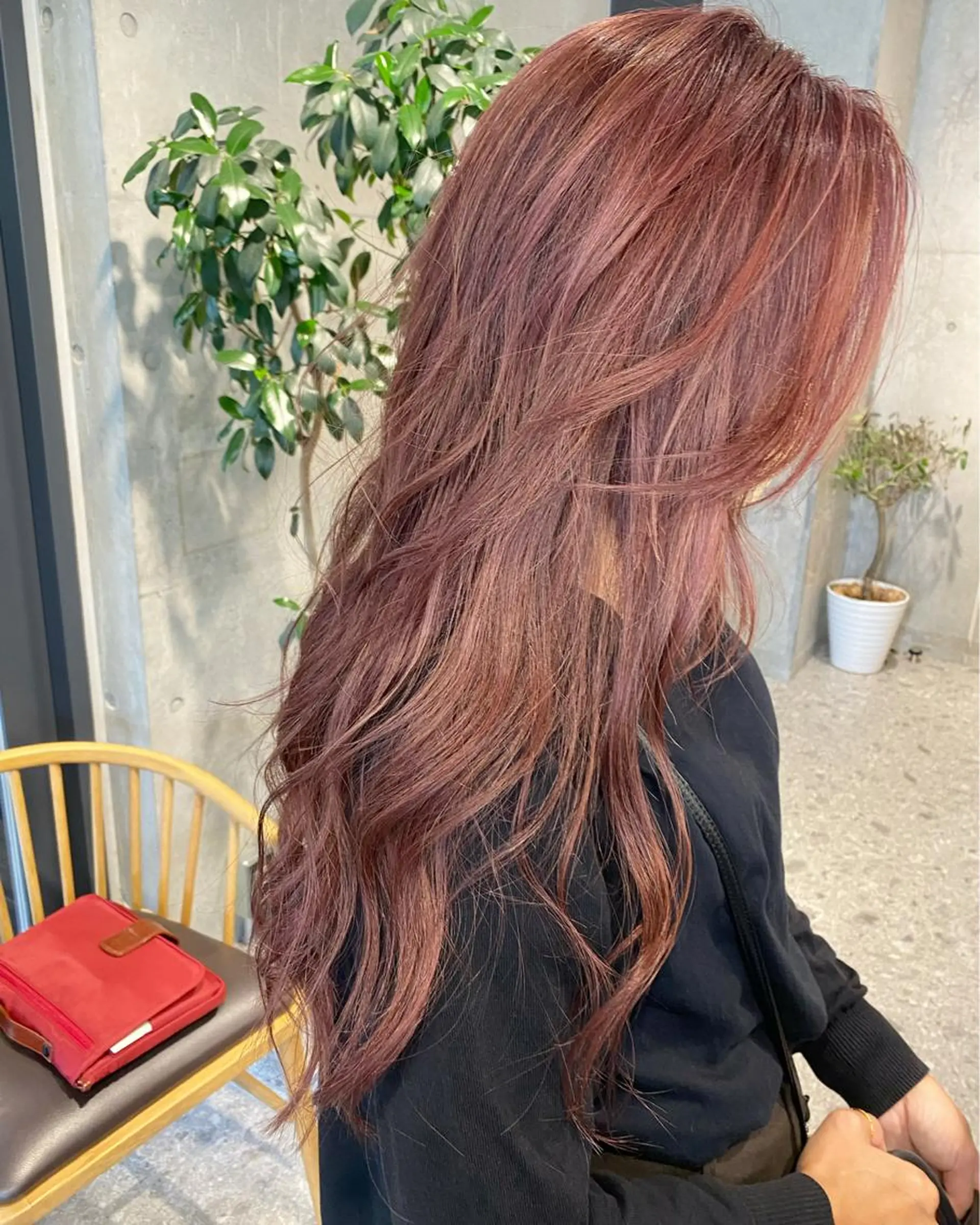 ロング カラー ブリーチ ブラウンカラー ブリーチなしカラー レッドカラー レッドブラウン ヘアカラー デザインカラー 店長🌈annaのヘアスタイル