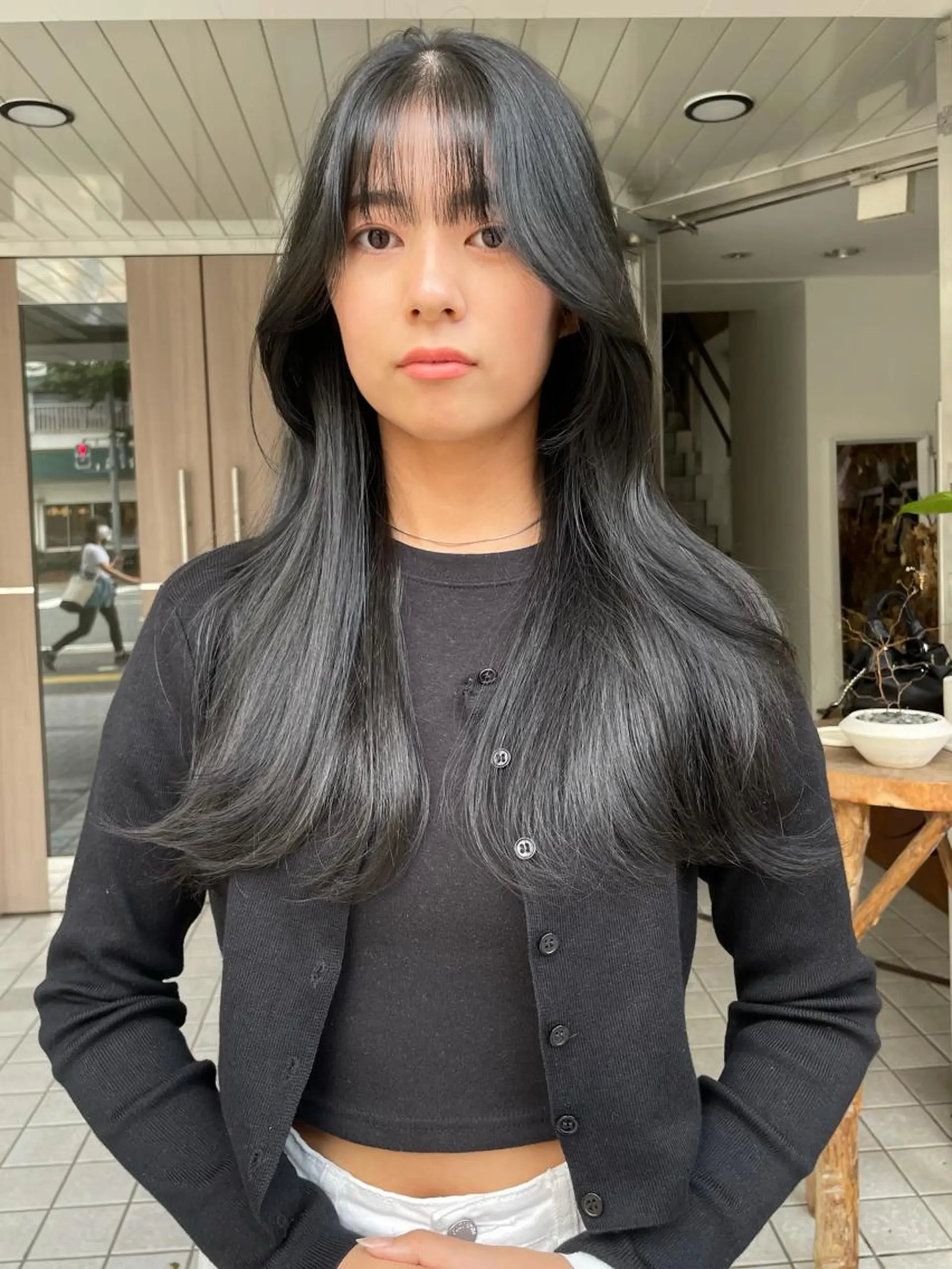 セミロング カラー ヘアアレンジ 🫧🇰🇷韓国ヘア レイヤー🐺Yutaのヘアスタイル