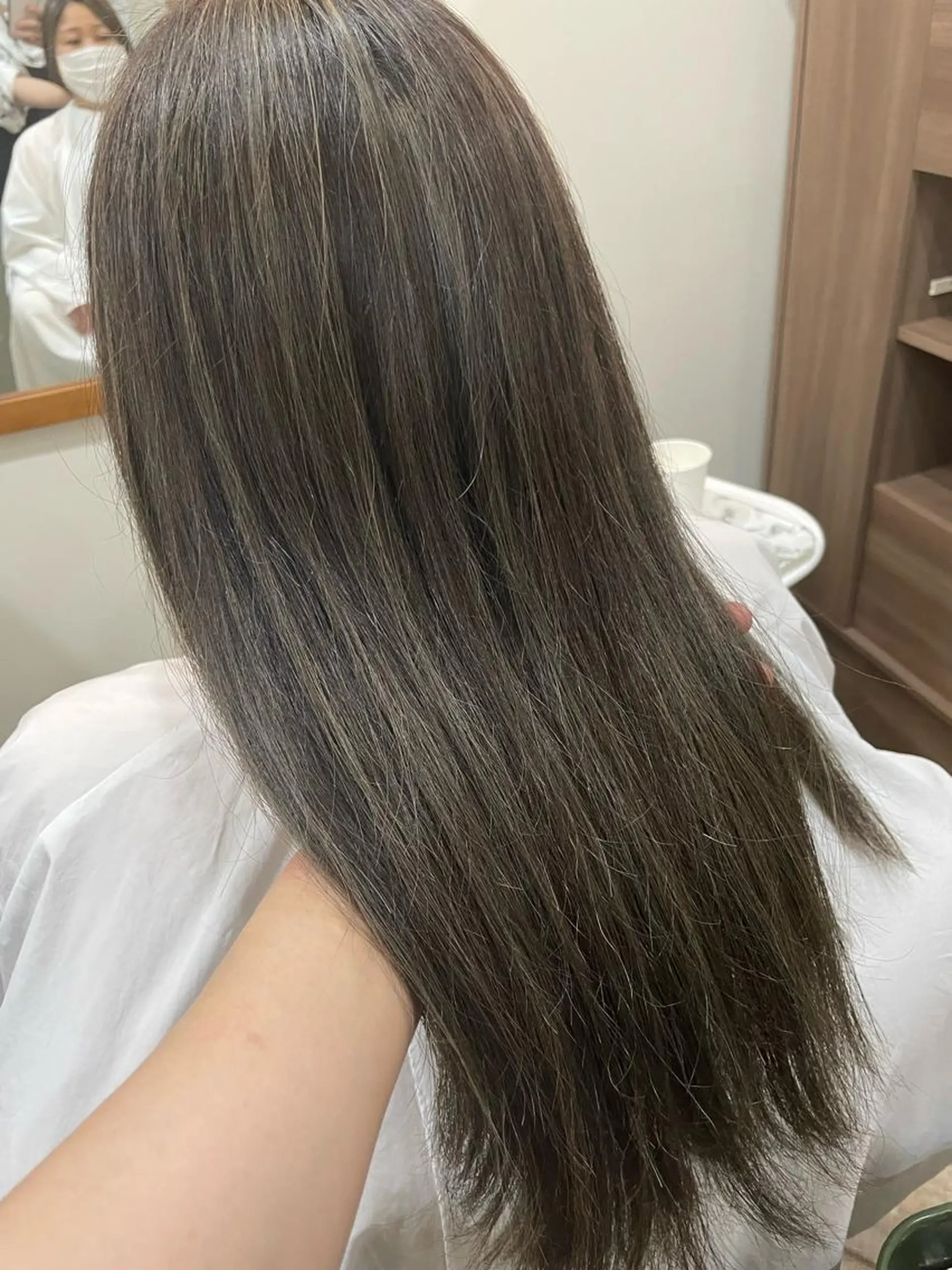ロング ハイライト hair studio PEACE所属・寺本 早希のヘアスタイル