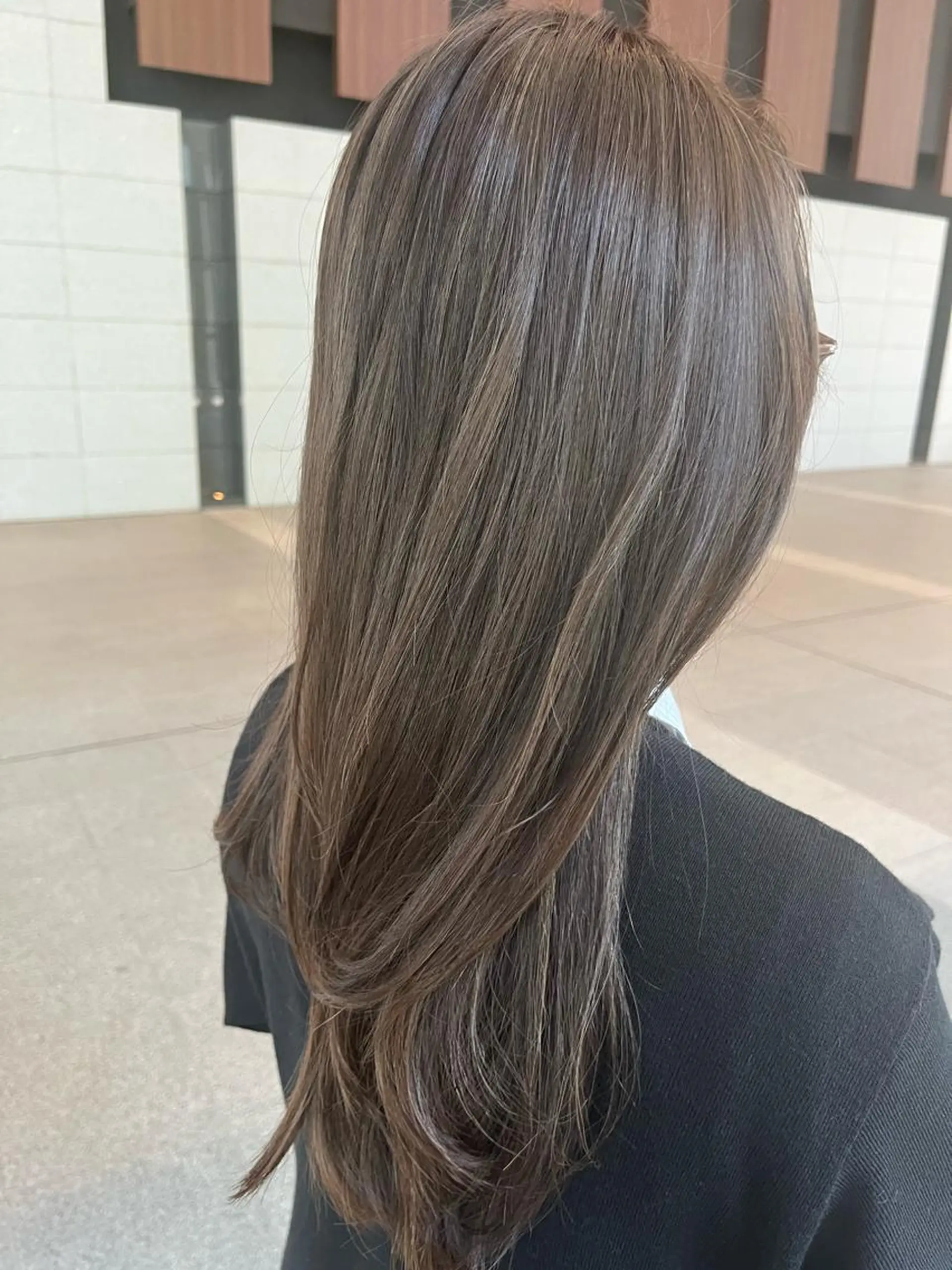 セミロング ハイライト ⭐️ アユミ⭐️のヘアスタイル