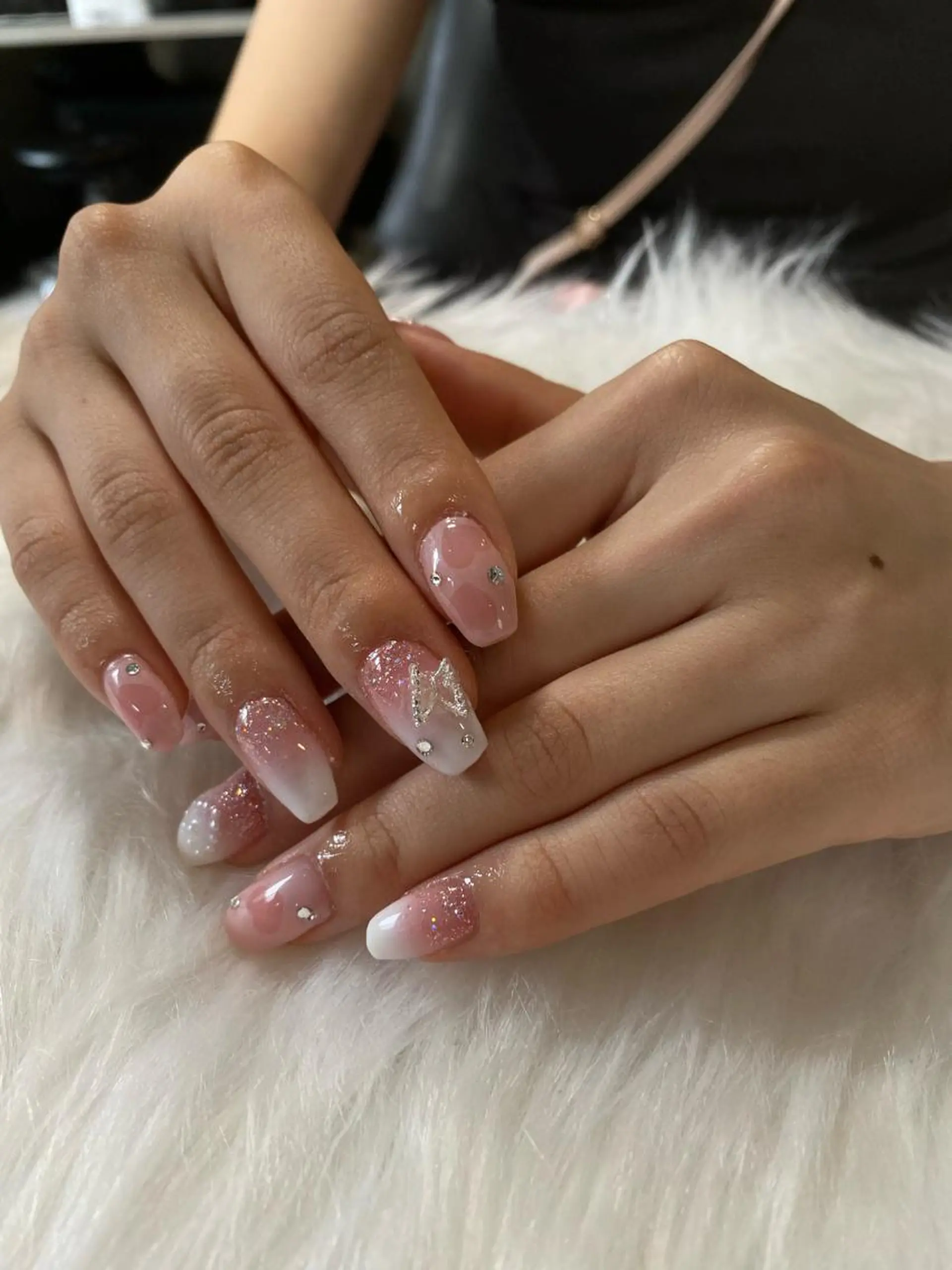 ネイル ワンホンネイル ハンドネイル lillion nail salon所属・Ru nail♡のネイルデザイン
