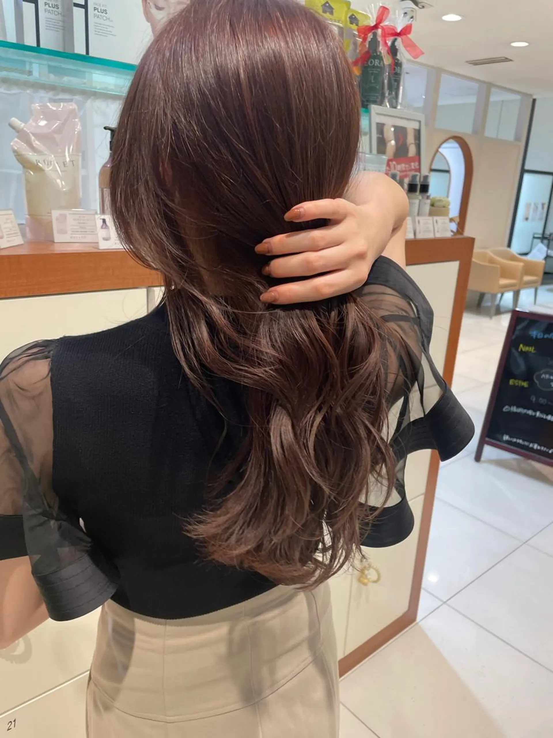 ロング カラー ヘアアレンジ ヘアカラー like みやびのヘアスタイル