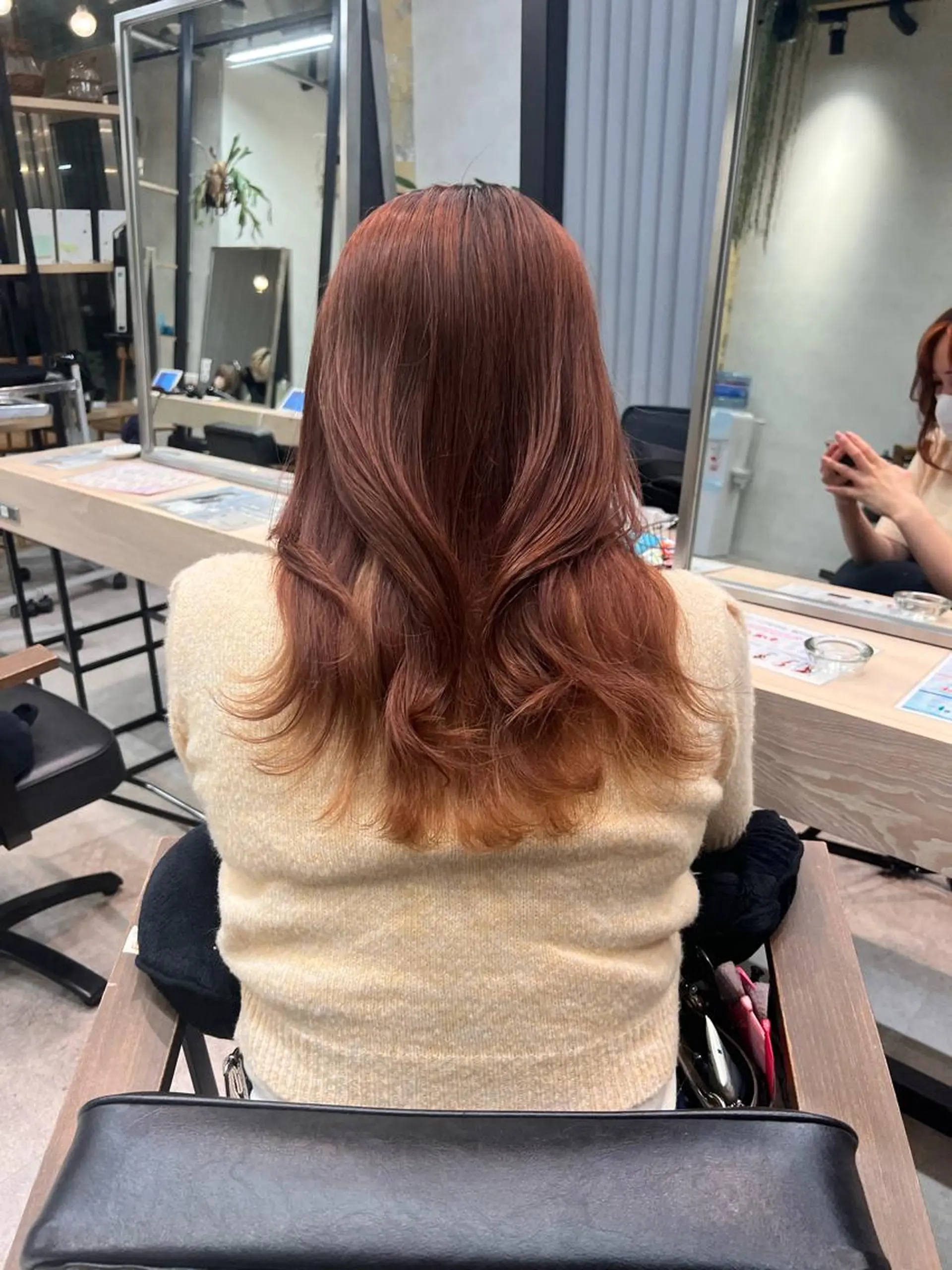 ロング ブリーチカラー 〻髪質改善〻アレンジのヘアスタイル