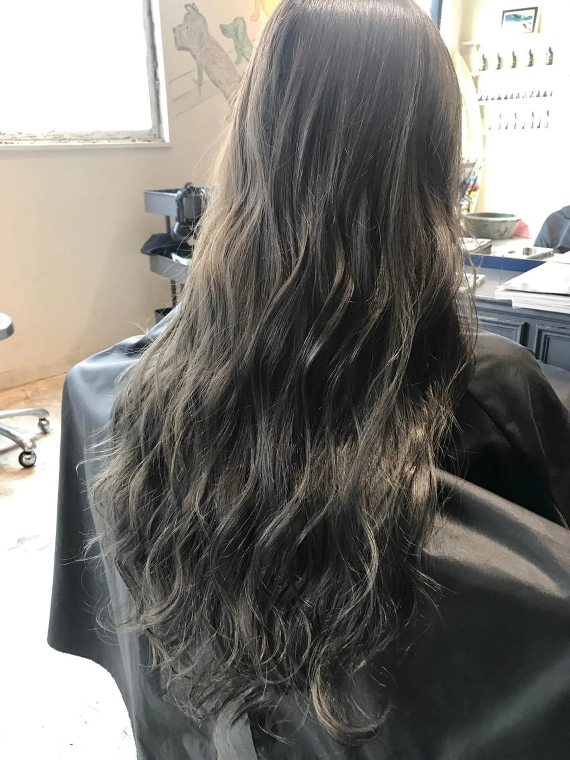 ロング カラー パーマ ヘアアレンジ メンズ メンズハイライト 透明感カラー ハイライトカラー ハイライト カット パーマ トリートメント Lien🌿Top Stylist沖田のヘアスタイル