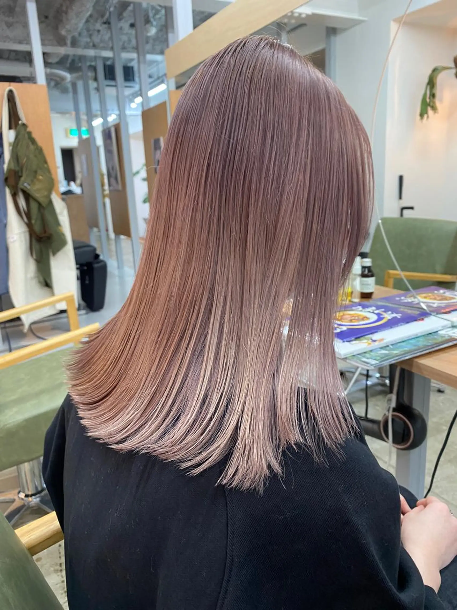セミロング カラー ショートボブ セミロングパーマ ベージュカラー ブリーチ 透明感カラー 大阪心斎橋alu 野田和宏のヘアスタイル