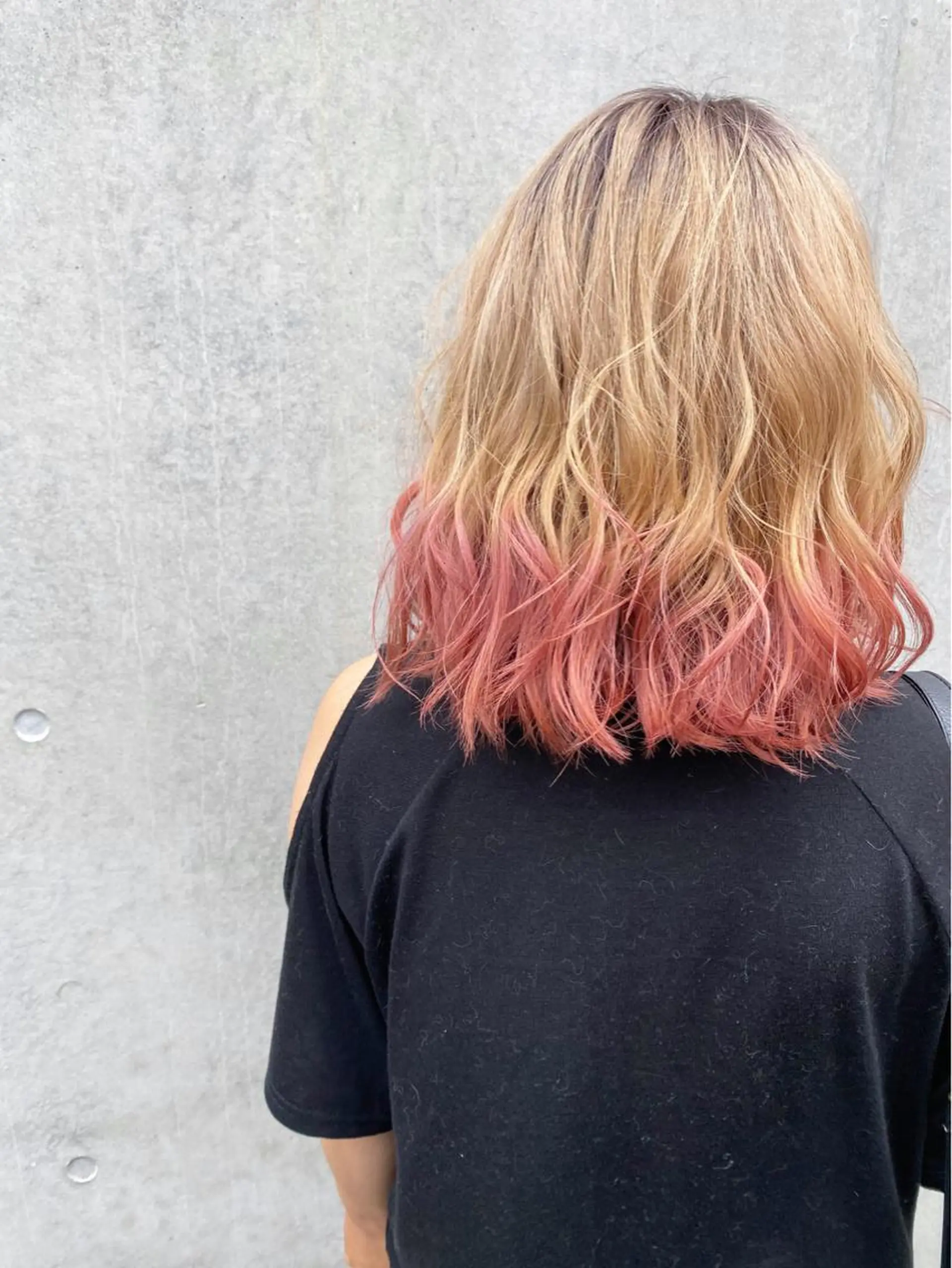 ミディアム カット ヘアカラー 川越 輝梨奈のヘアスタイル