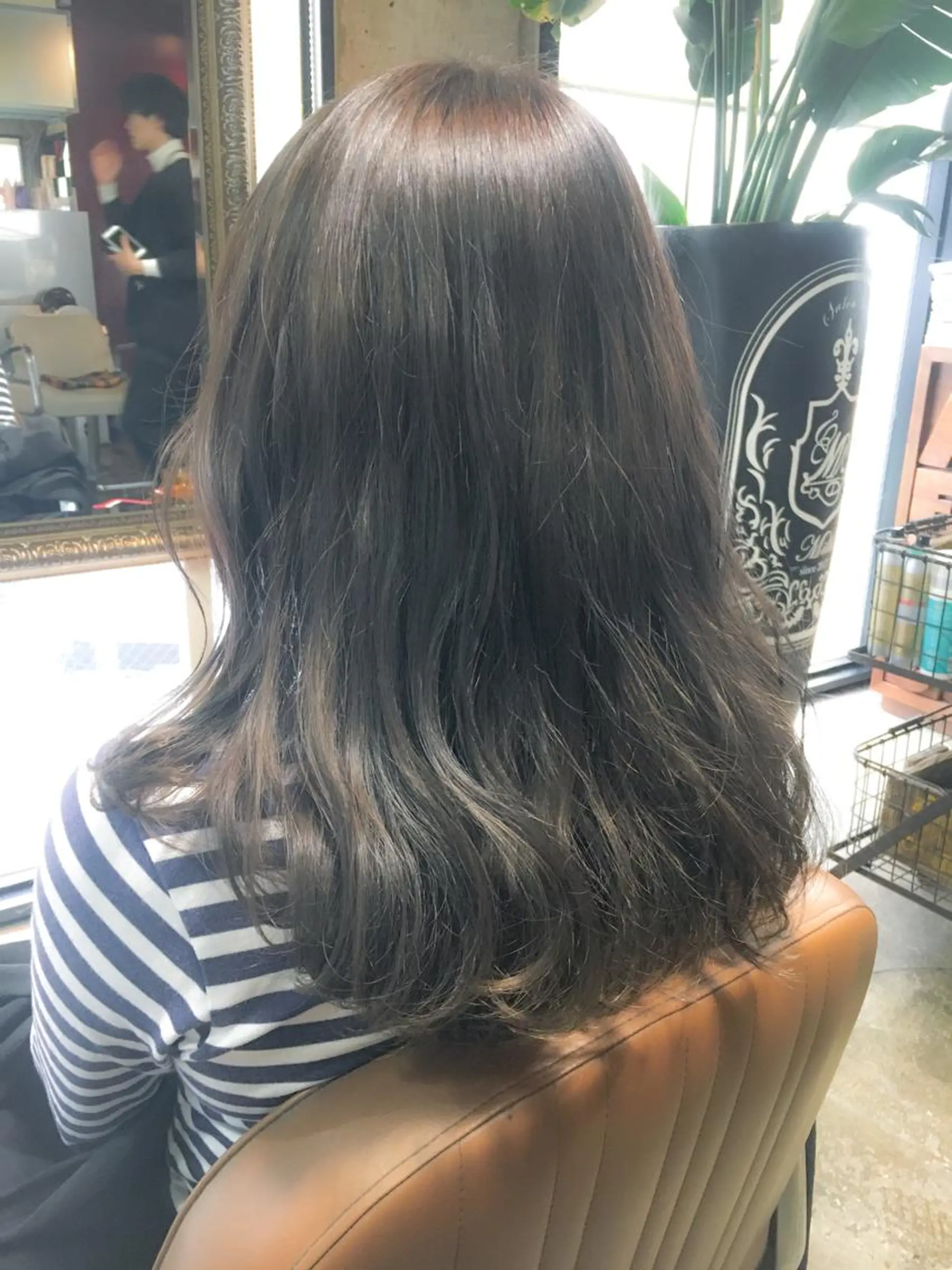 セミロング カラー アッシュ グラデーションカラー 北條 優輝のヘアスタイル