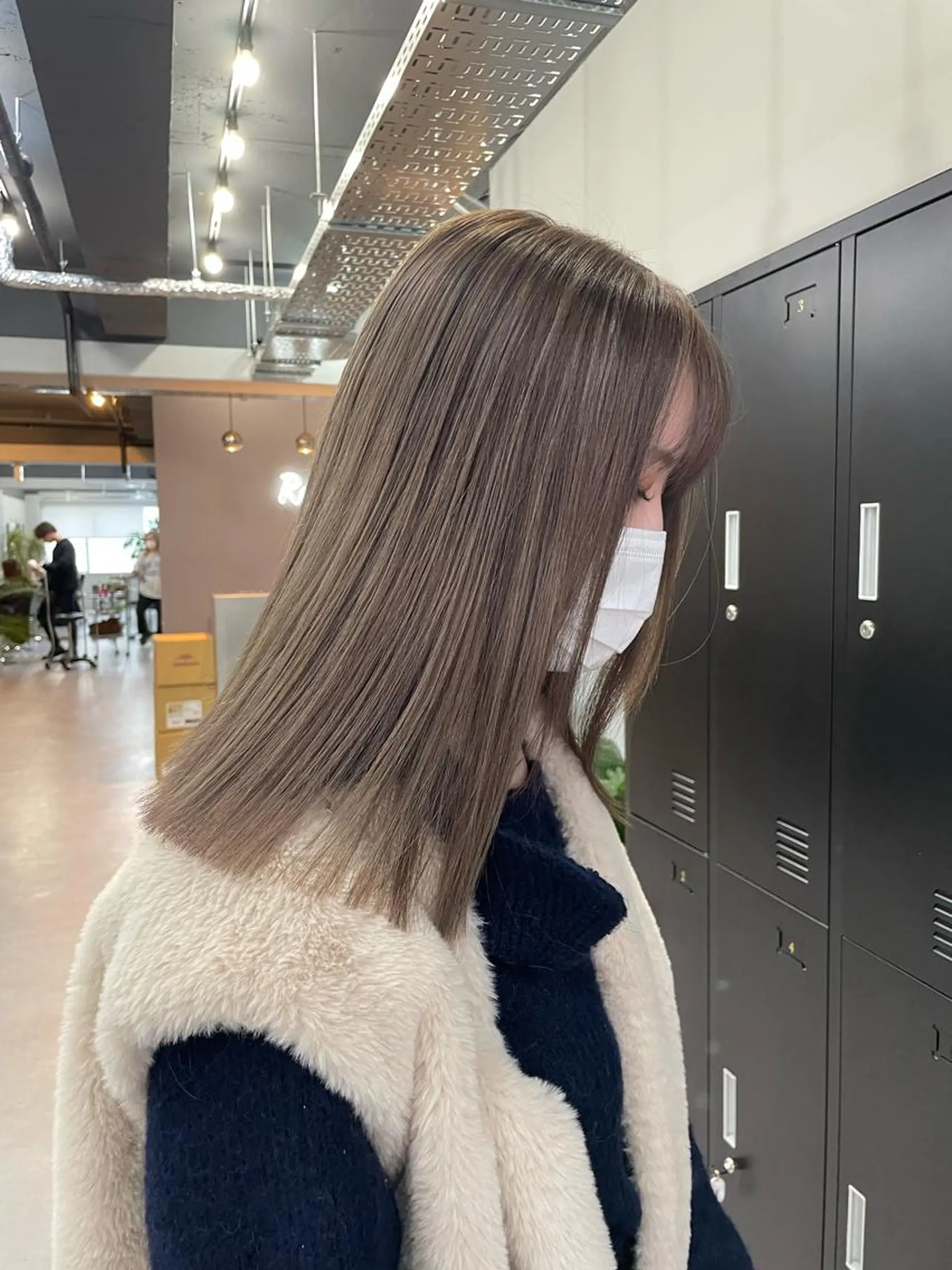 ロング カラー ヘアカラー ミルクティーベージュ ❤︎レイヤー　MIAのヘアスタイル