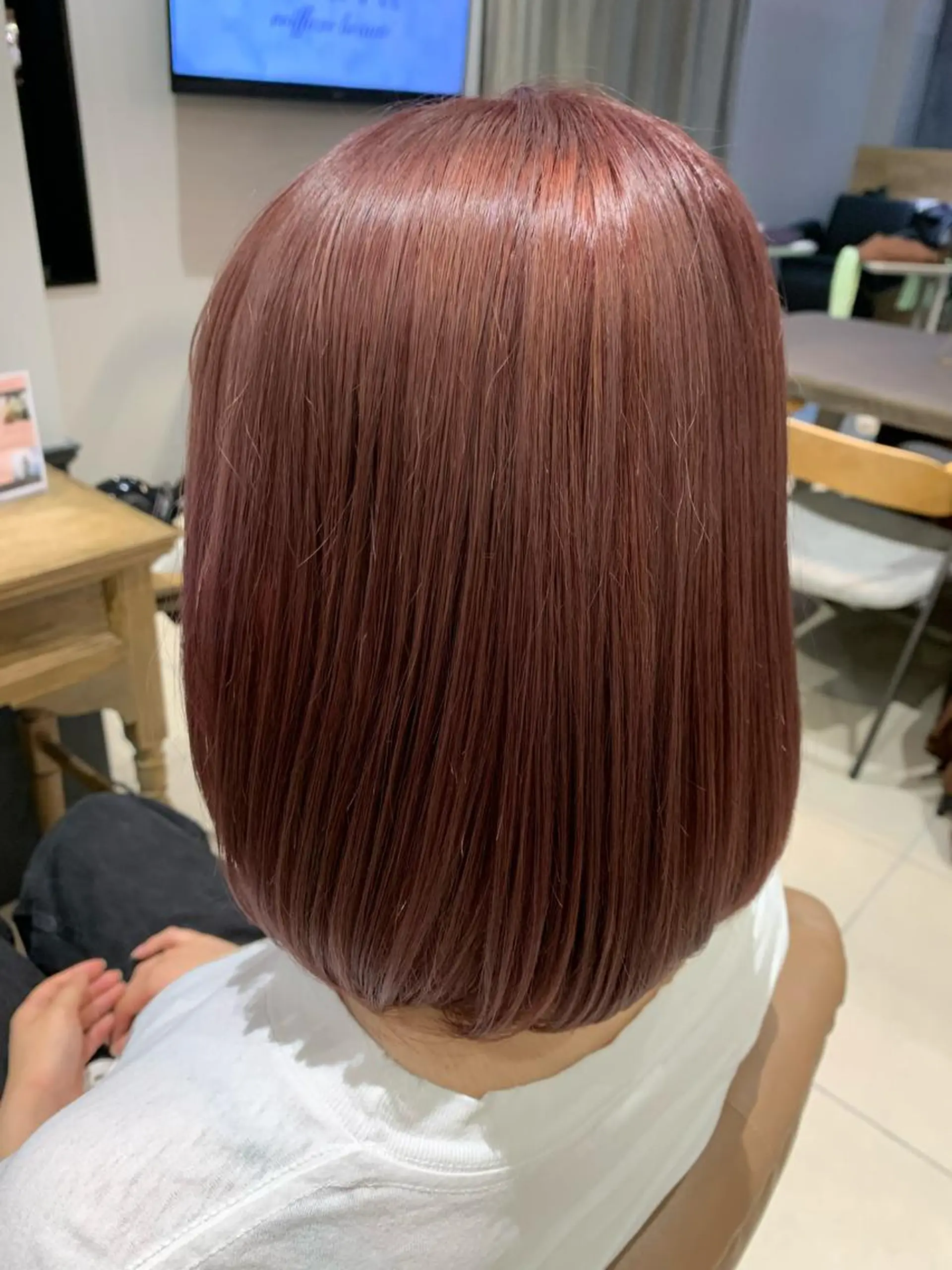 ショート カラー ベージュカラー ブリーチ ラベンダーカラー ピンクカラー ピンクベージュ 松永 らりっさのヘアスタイル