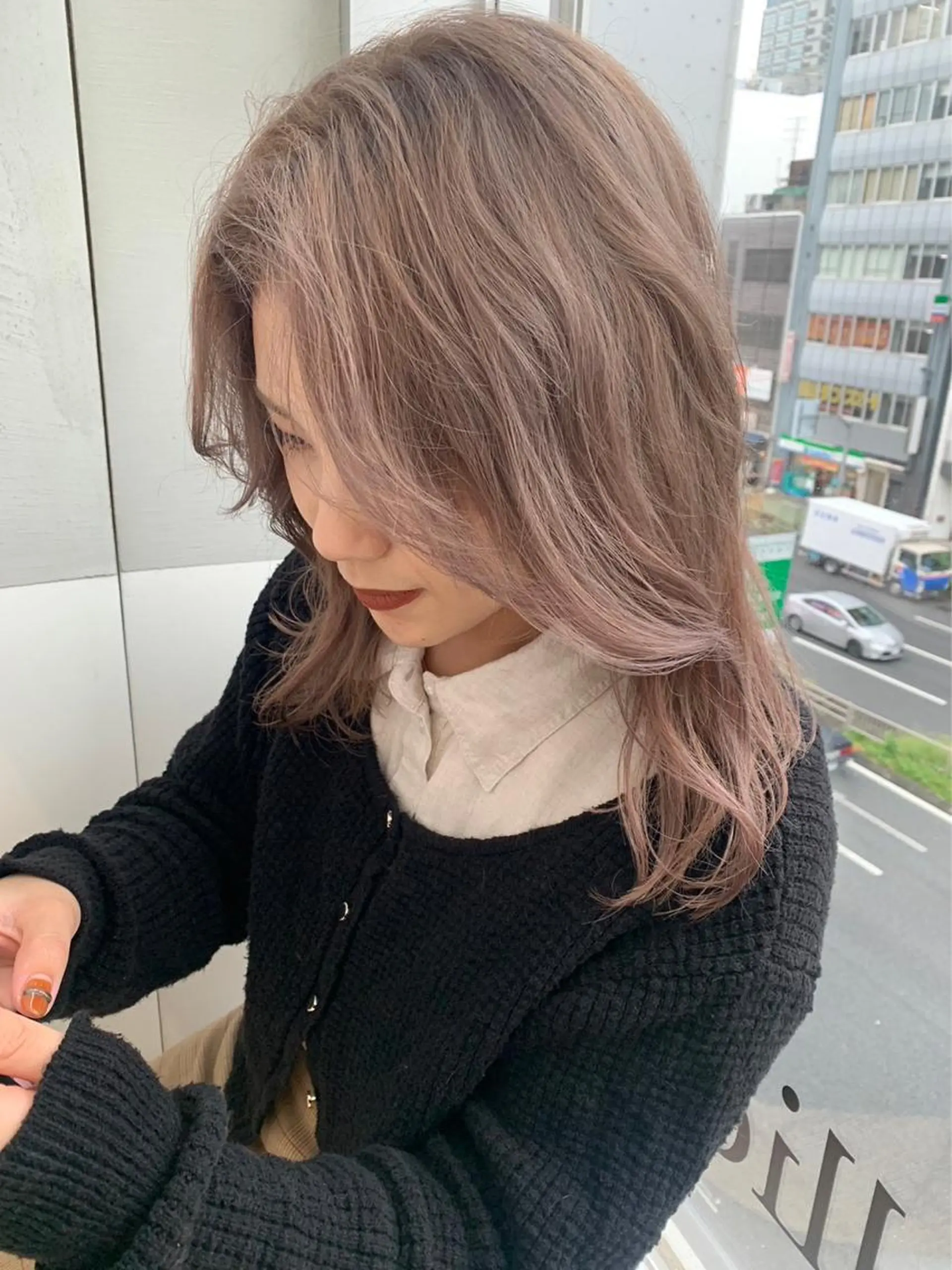 ロング ヘアカラー 艶感/ナチュラル 🩵amiのヘアスタイル