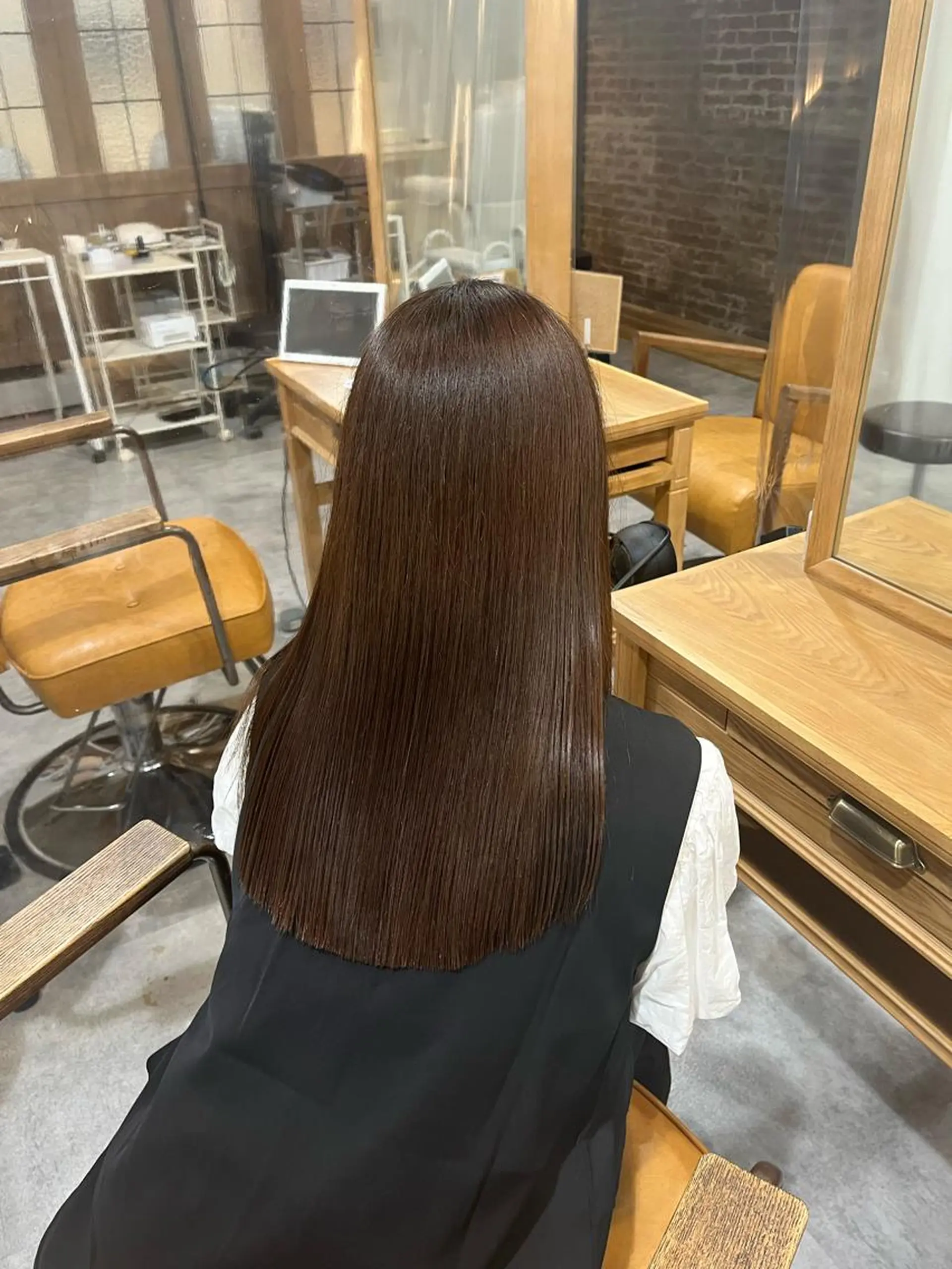 ロング カラー ブラウンカラー ショコラブラウン ヘアカラー 福崎 真奈のヘアスタイル