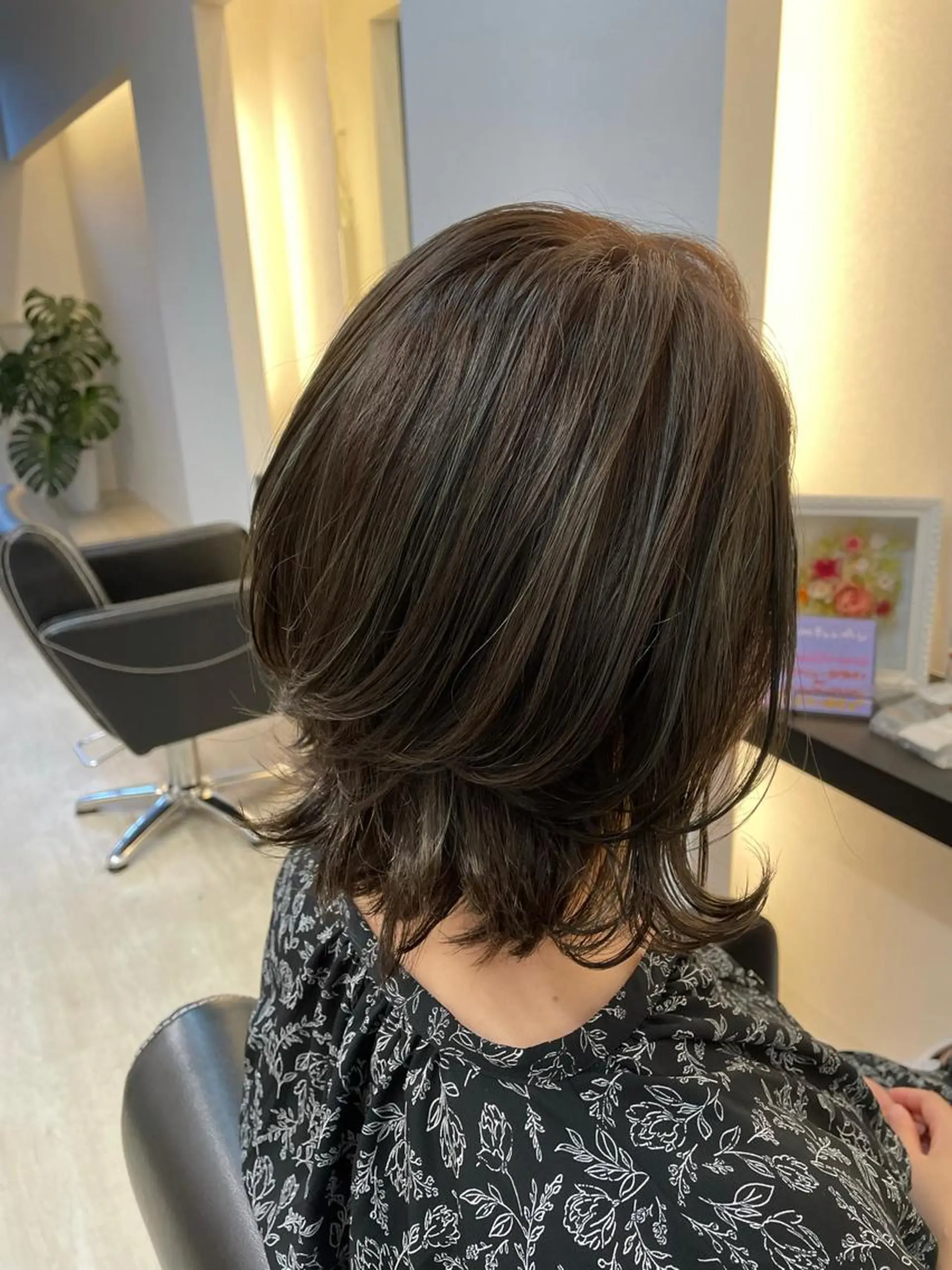 ミディアム カラー ボブ くびれヘア Hair salon Reve〜レーヴ〜所属・髪質改善・美髪矯正 特化型美容師・北野のヘアスタイル