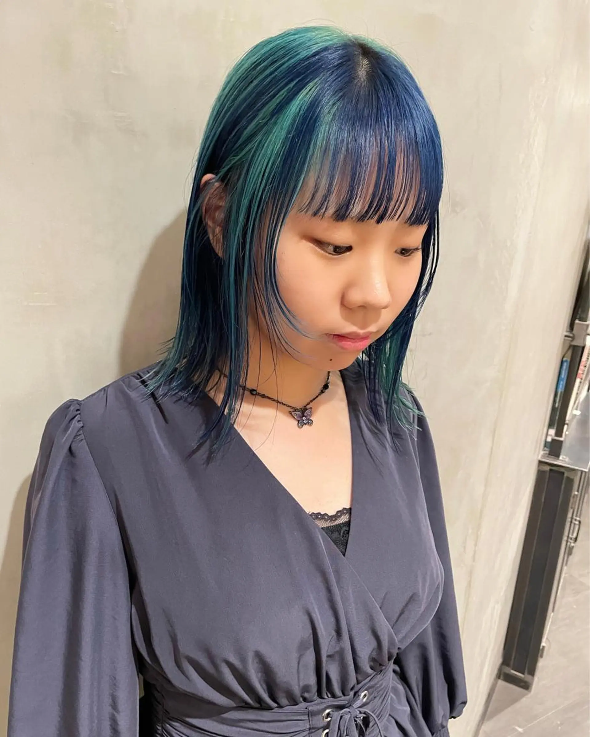 ミディアム カラー カット ヘアカラー トリートメント 優 作のヘアスタイル