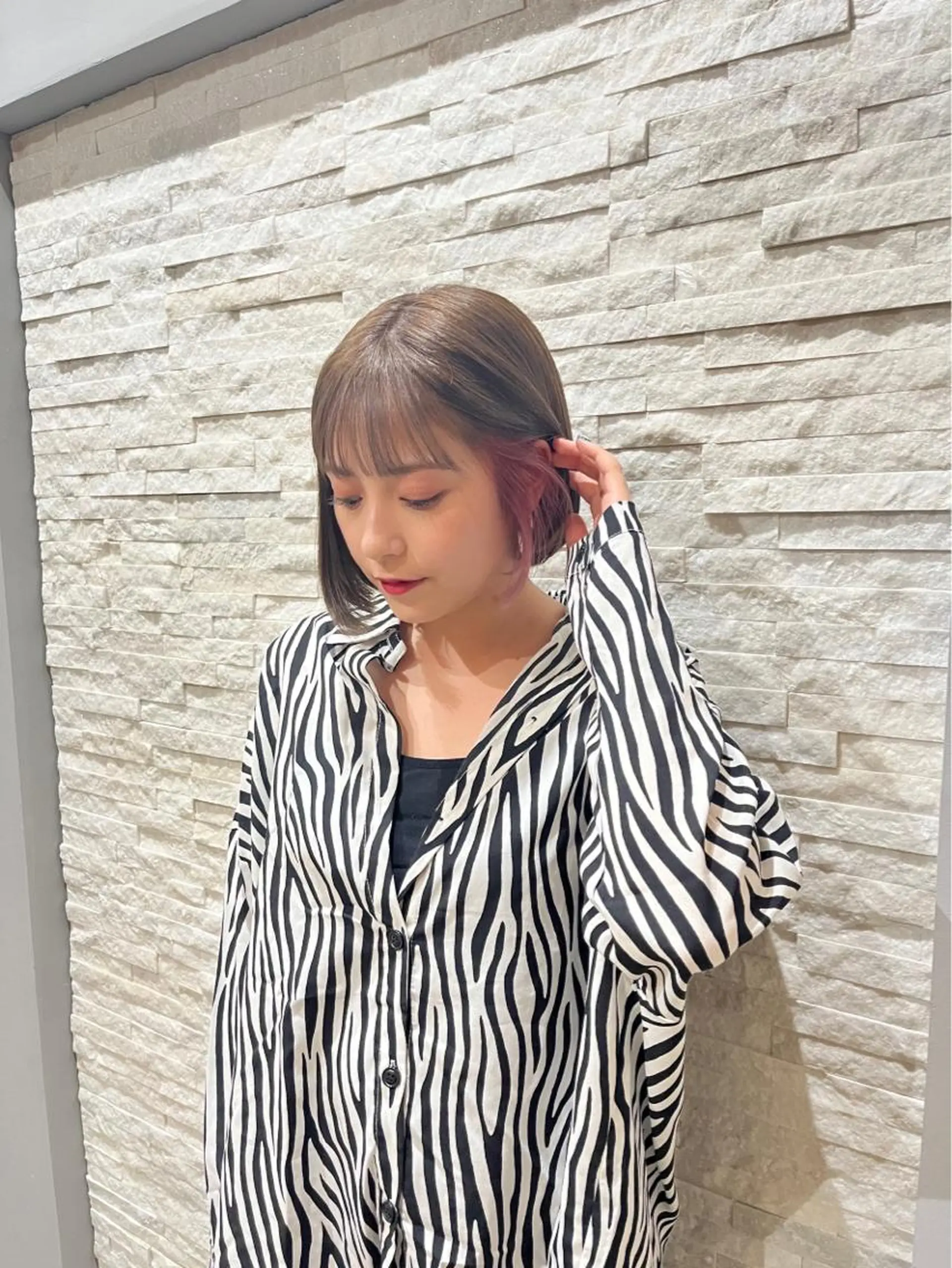 ショート カラー miloc那覇 MIKUのヘアスタイル