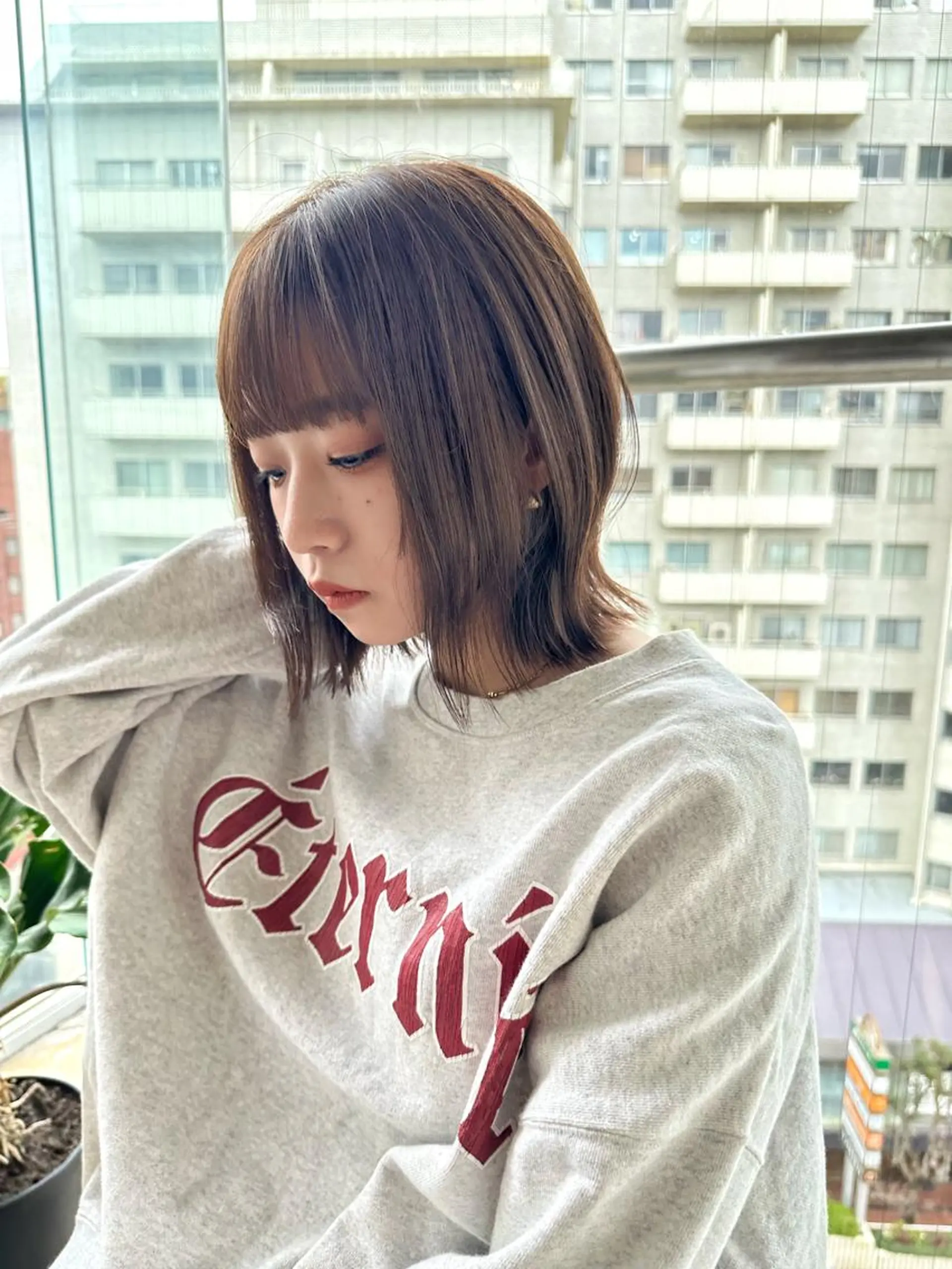 カラー MION✂️ 似合わせカットのヘアスタイル