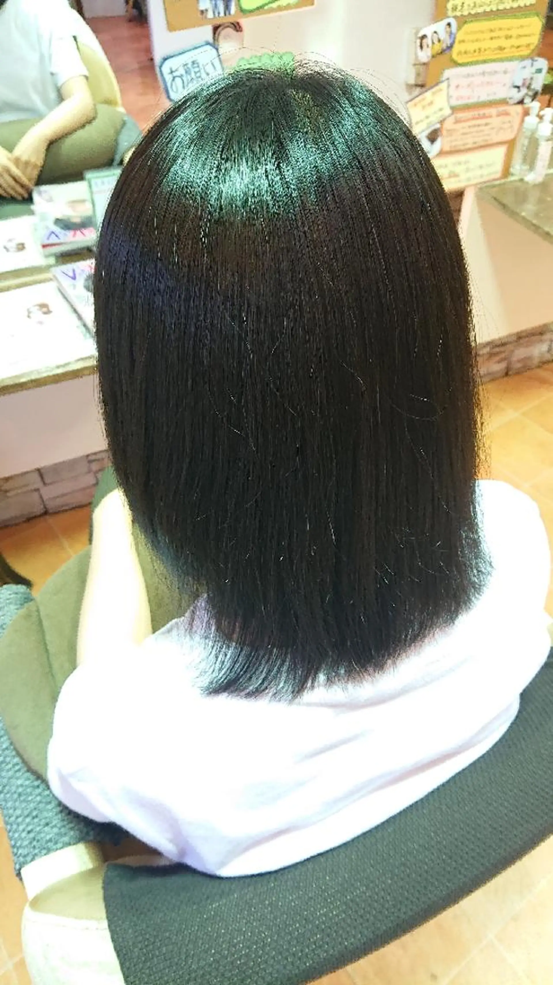 ミディアム カラー LINK所属・山口 彩海のヘアスタイル