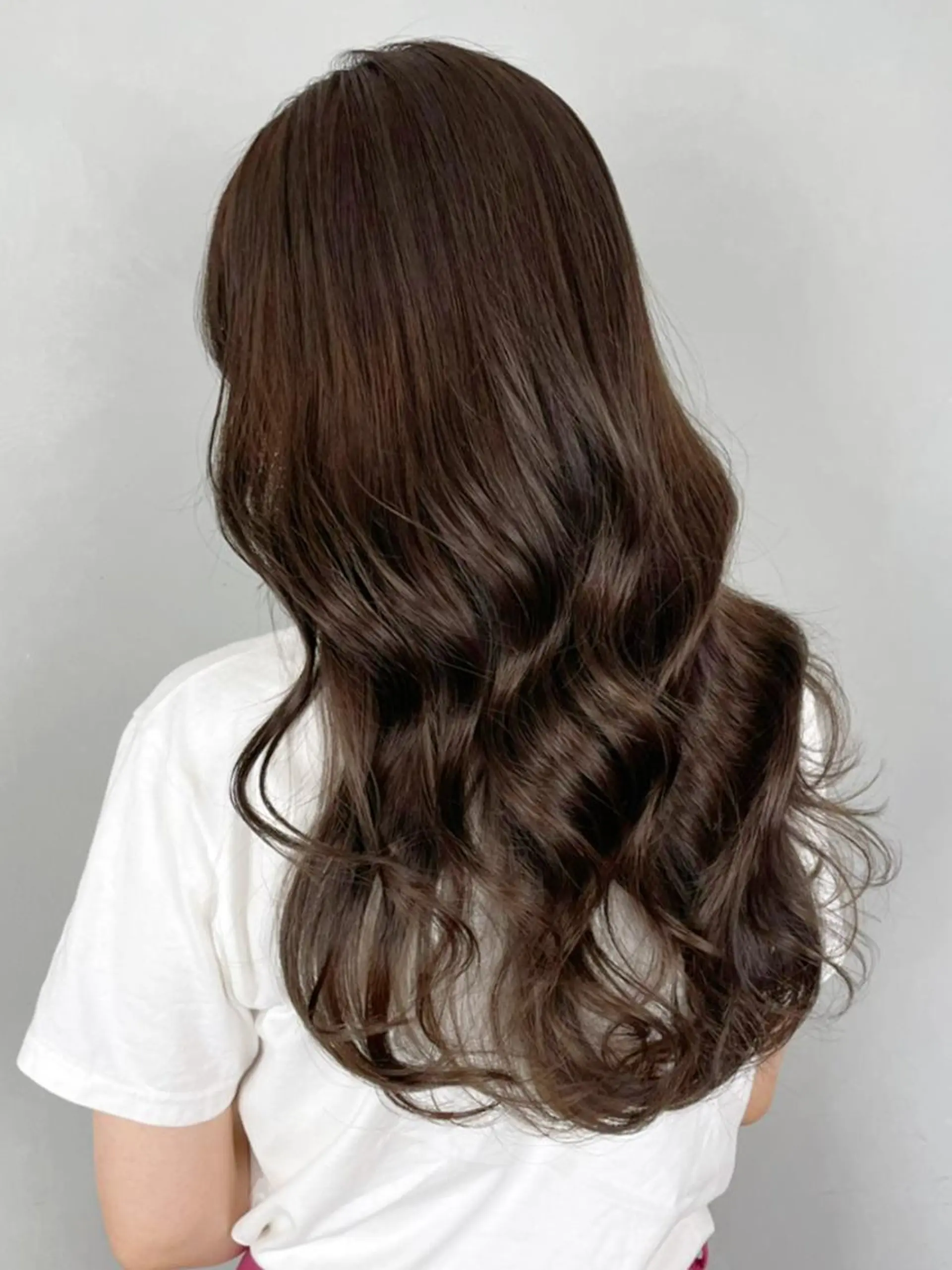 セミロング ヘアアレンジ パーマ カラー ベージュカラー オリーブベージュ ITbyALBUM 下北沢店のヘアスタイル