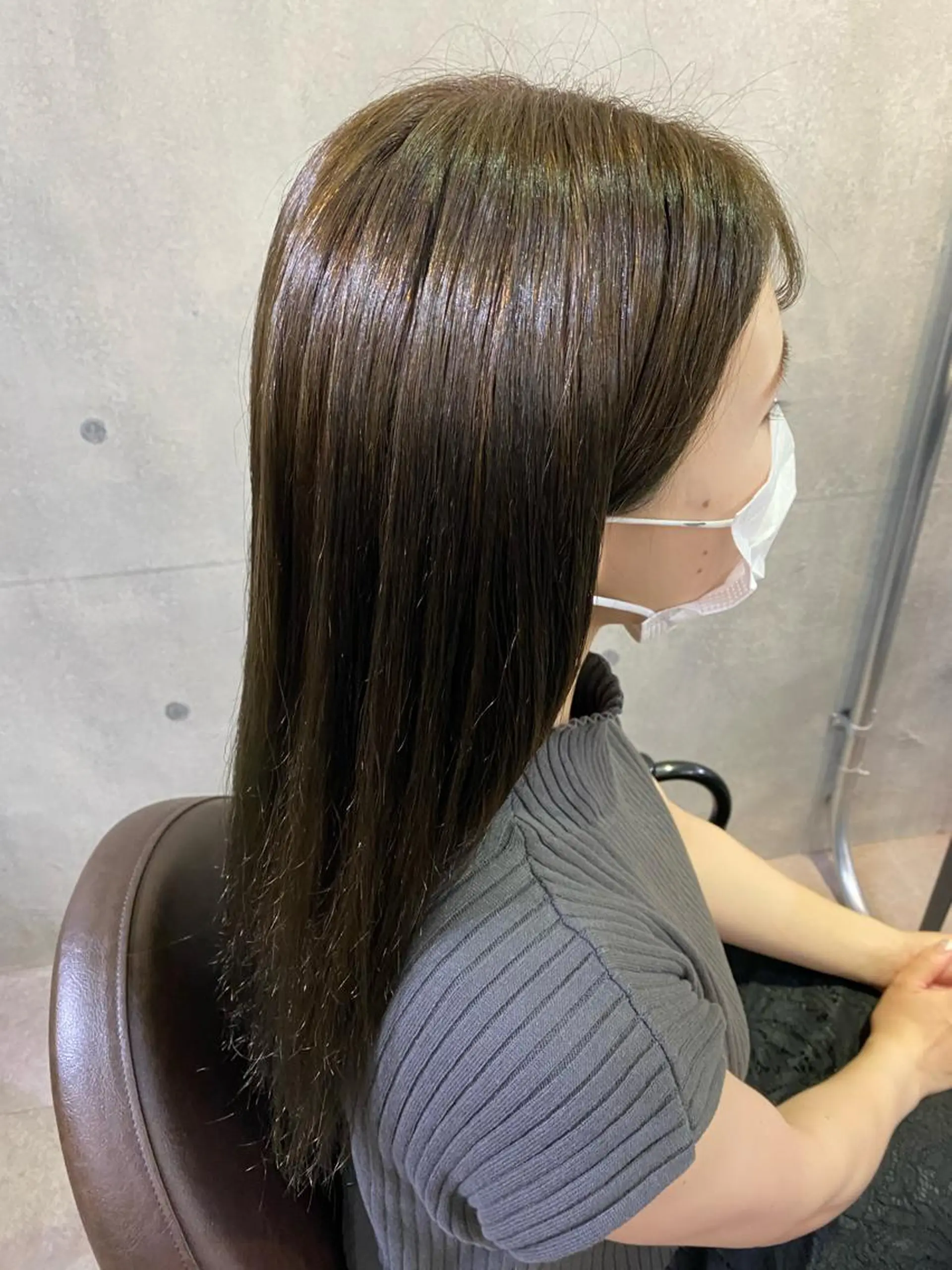 セミロング カットモデル/ 吉本 彩夏のヘアスタイル