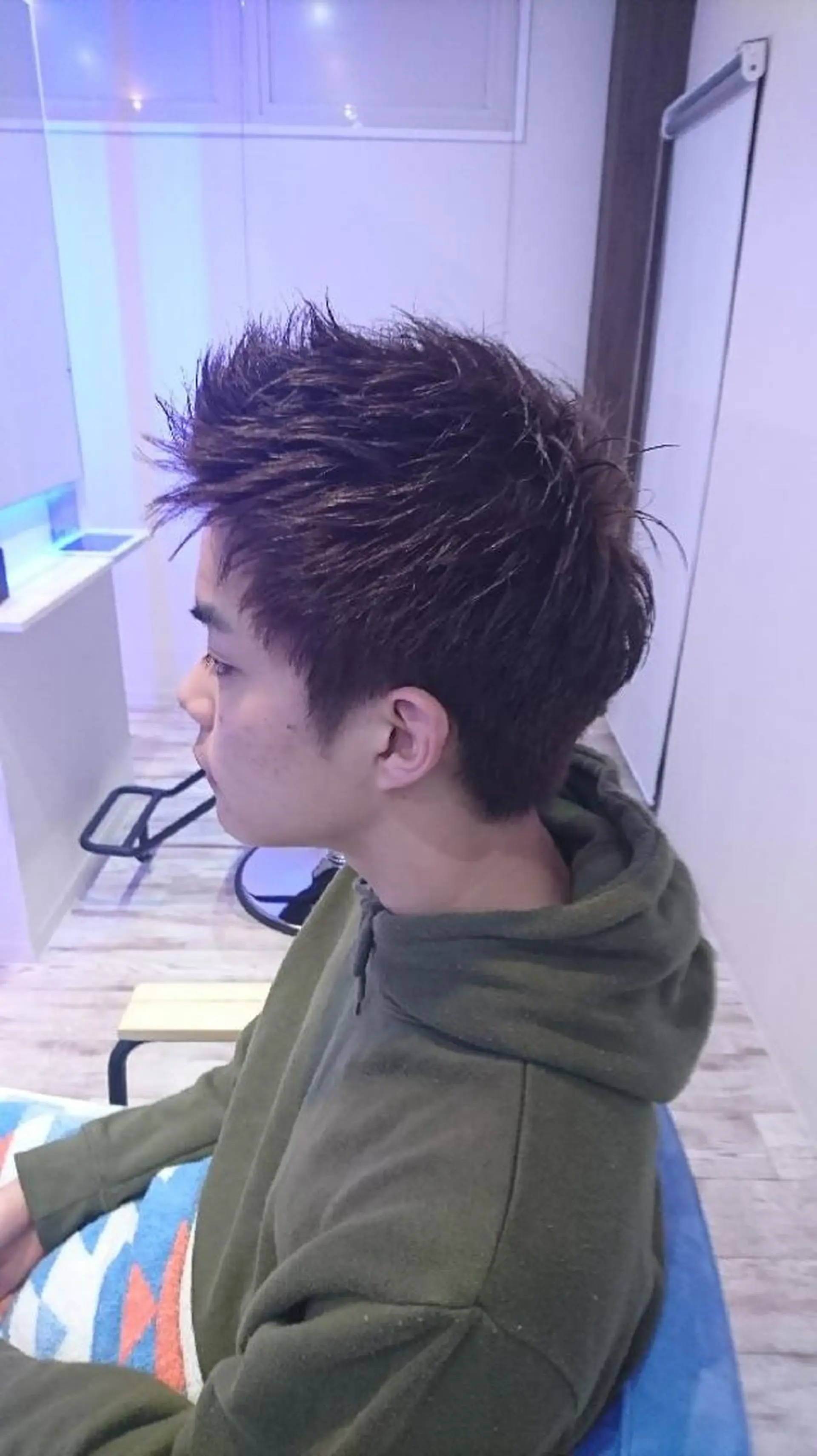 ショート メンズ アップバング 中嶌 健一のヘアスタイル