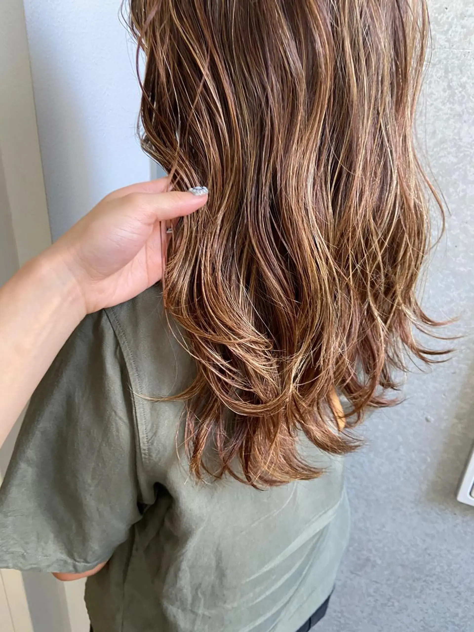 セミロング カラー メンズ美容師🦋田口 詩音のヘアスタイル