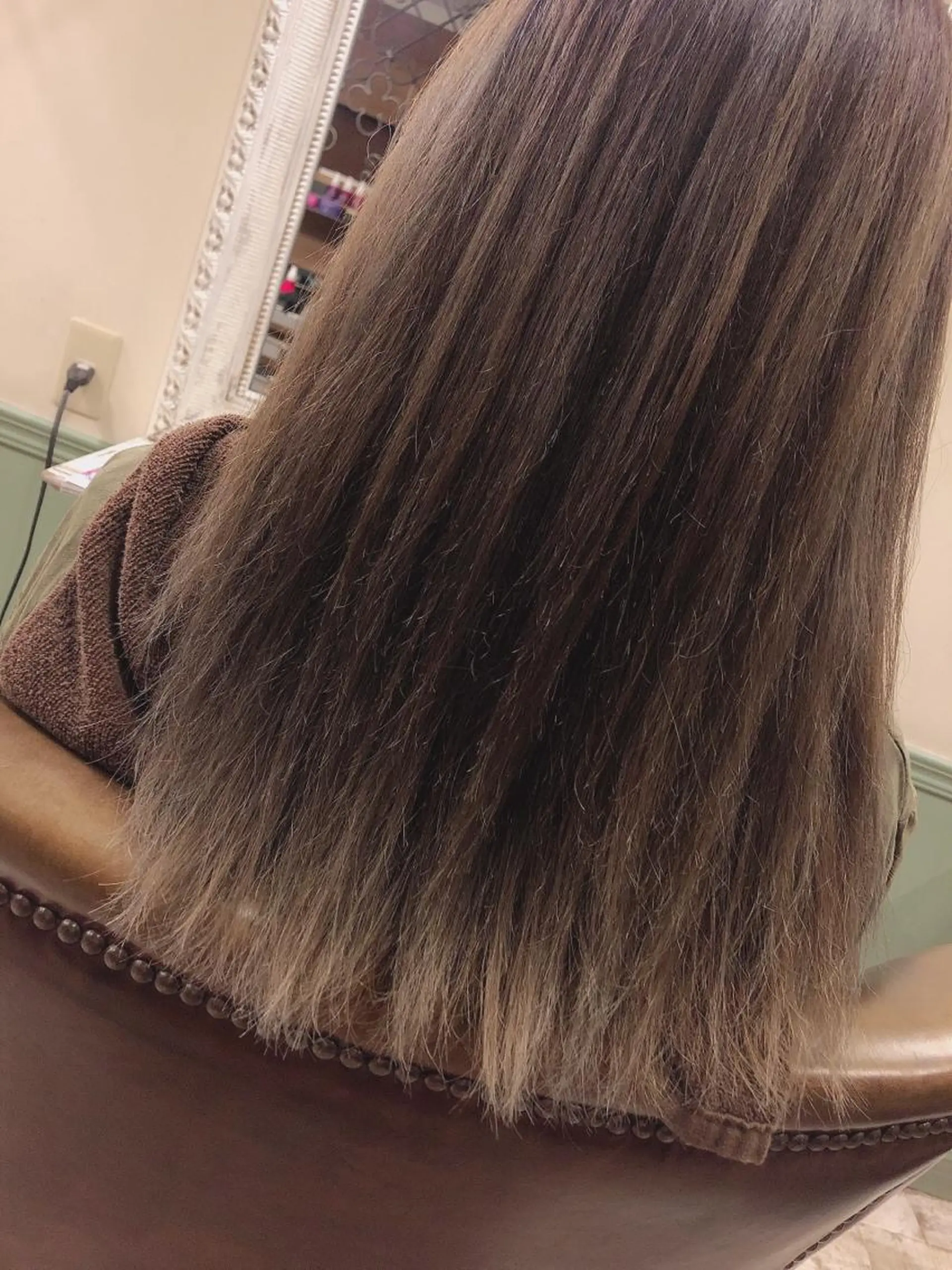 ロング カラー ブリーチ 外国人風カラー 縮毛矯正 小沼采唯👧🏼 海好きオヌちゃんのヘアスタイル