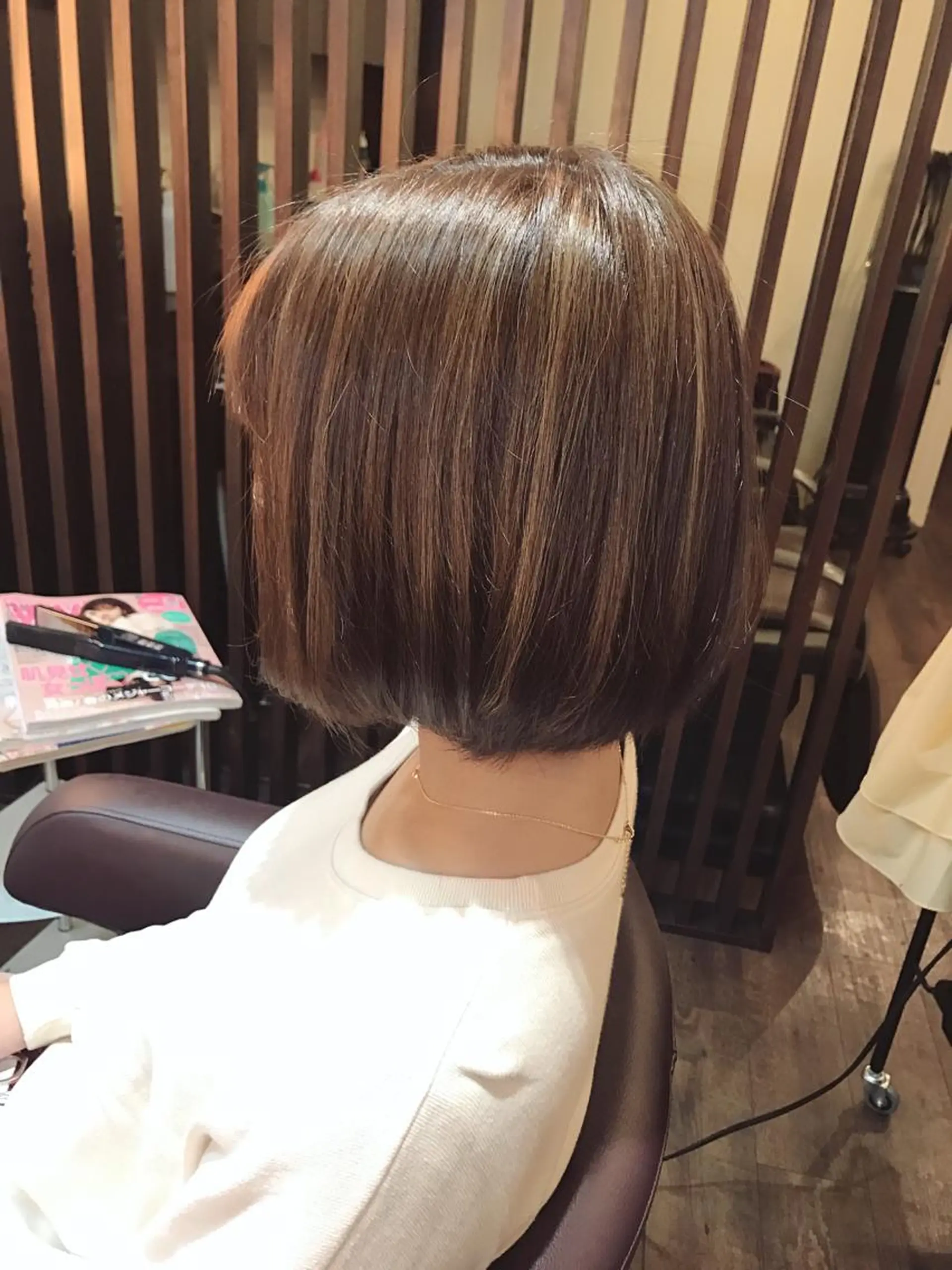 ショート カラー ハイライトカラー ハイライト カット ヘアカラー トリートメント トモタニ ミオのヘアスタイル