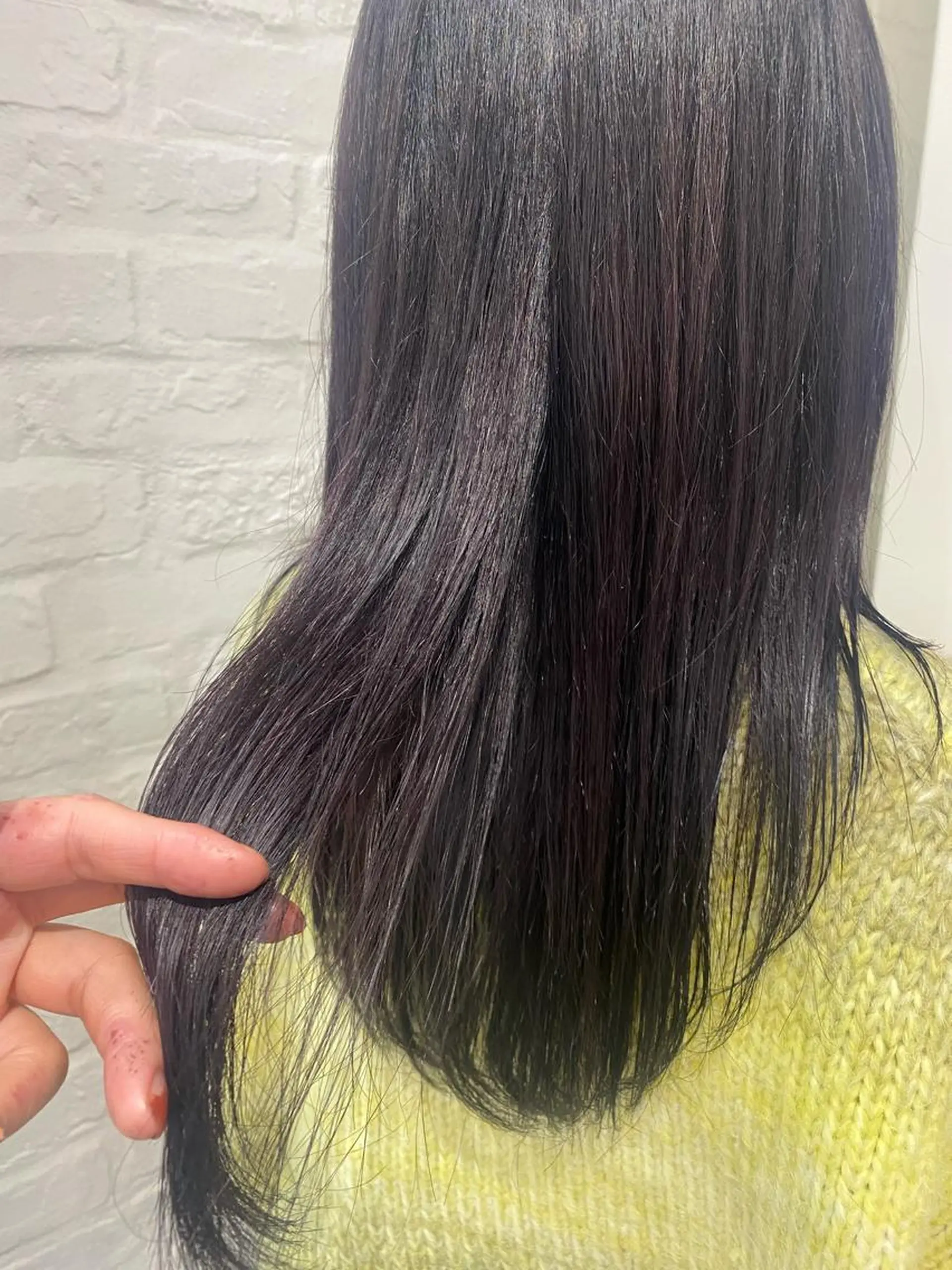ロング カラー ピンクカラー カット ヘアカラー 森部 杏菜のヘアスタイル