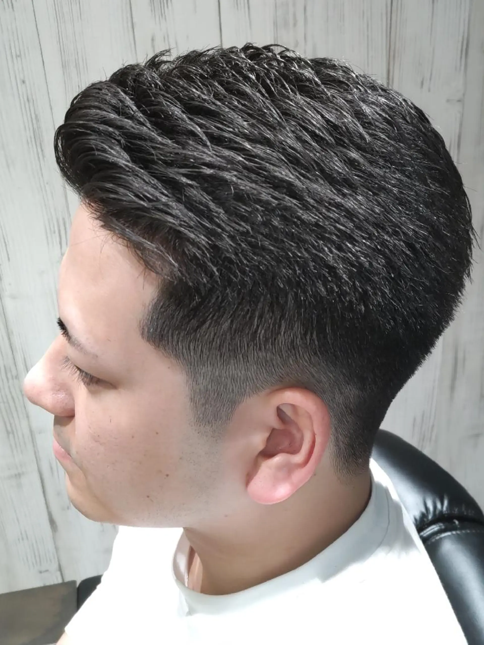 ショート メンズ ビジネス センターパート フェードカット メンズパーマ メンズツイストパーマ HAIR&GROOMING　YOSHIZAWA Inc. BANDAI所属・💈多賀 裕史💈のヘアスタイル