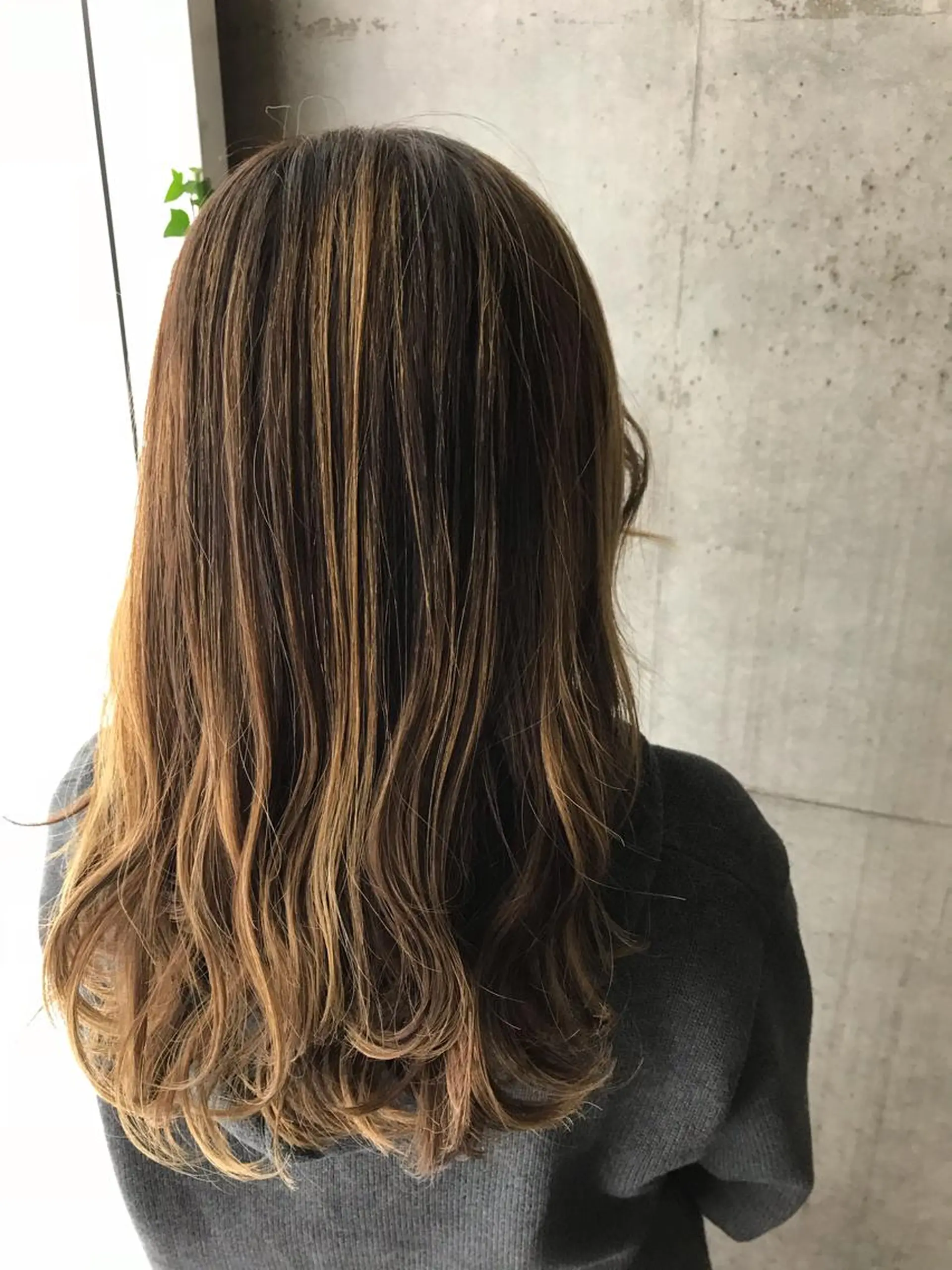 ロング oshare tom (スタイリスト)所属・人気🌻《髪質改善》 平井 綾乃のヘアスタイル