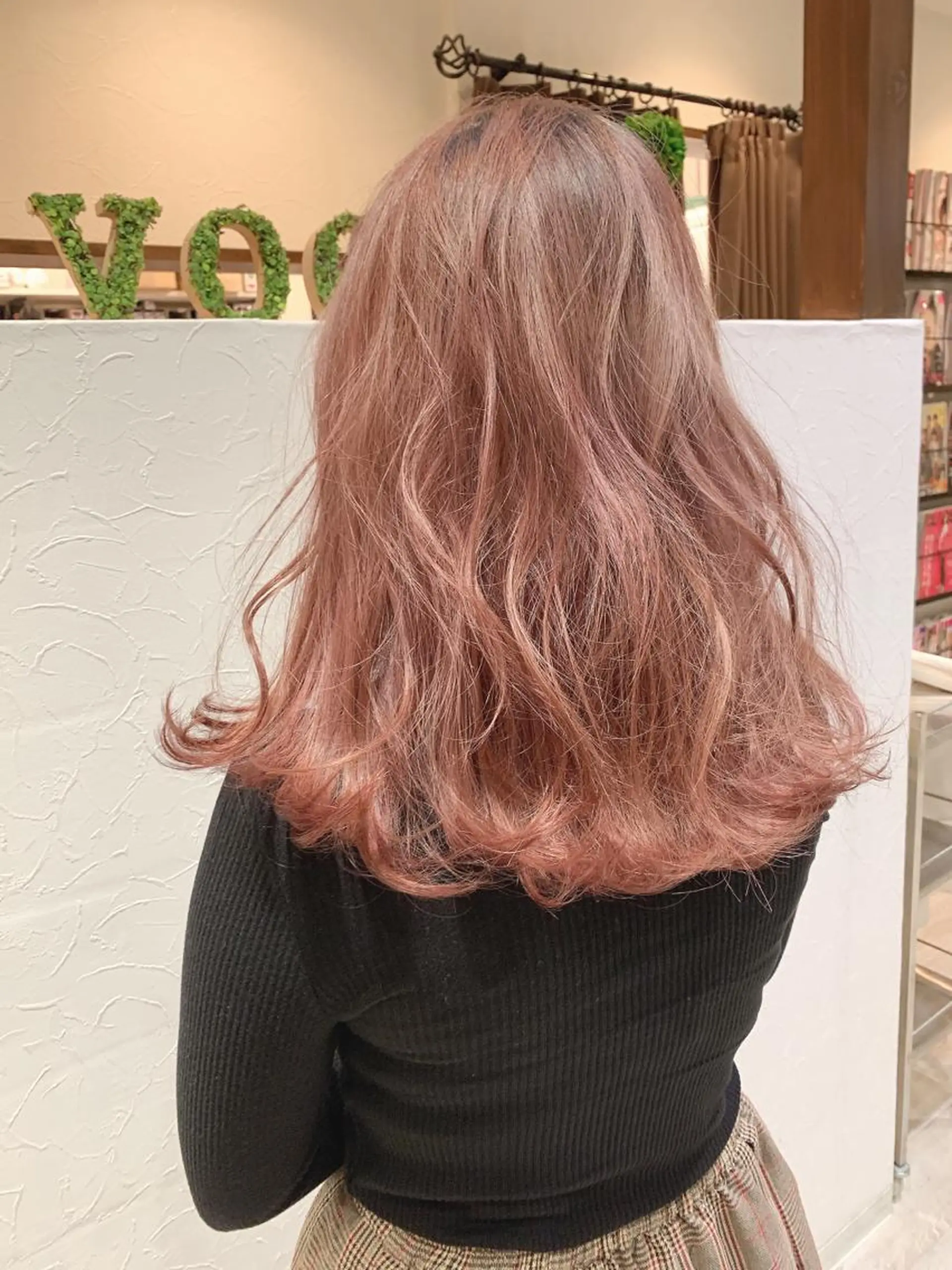 セミロング 韓国風ヘア THOiRY栄所属・三宅航平 モデル募集⭐️のヘアスタイル
