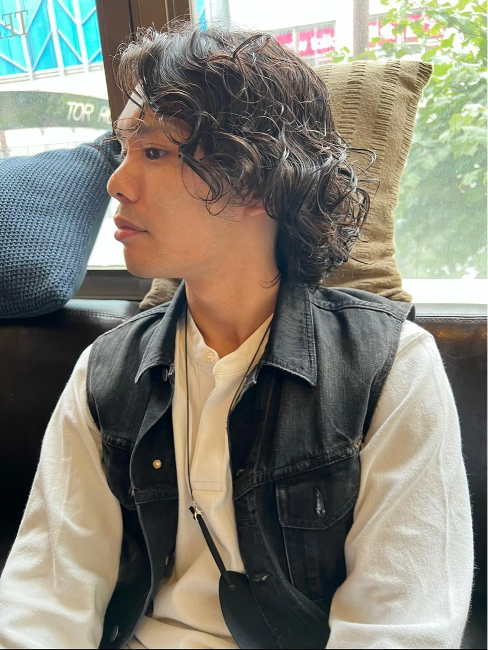 ロング メンズ メンズブリーチ little  porto所属・透明感・艶感 小坂隼斗のヘアスタイル