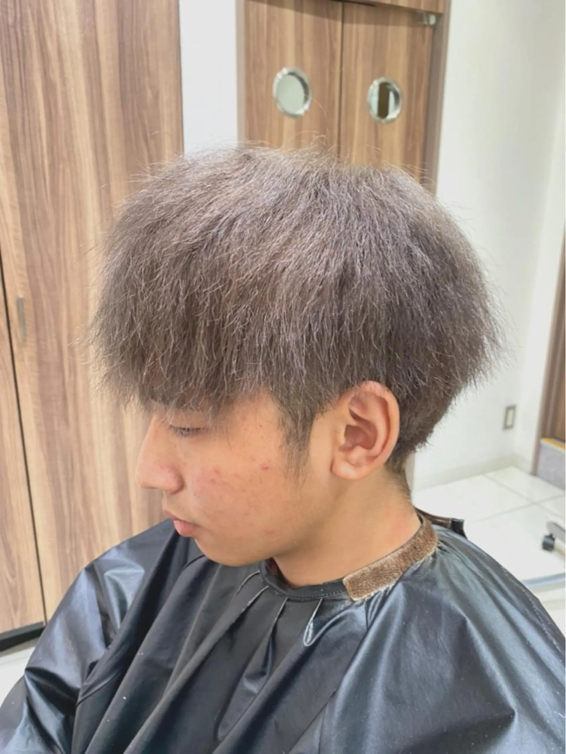 ショート メンズ メンズブリーチ メンズハイトーン ヘアカラー メンズカット/進藤 龍之介のヘアスタイル