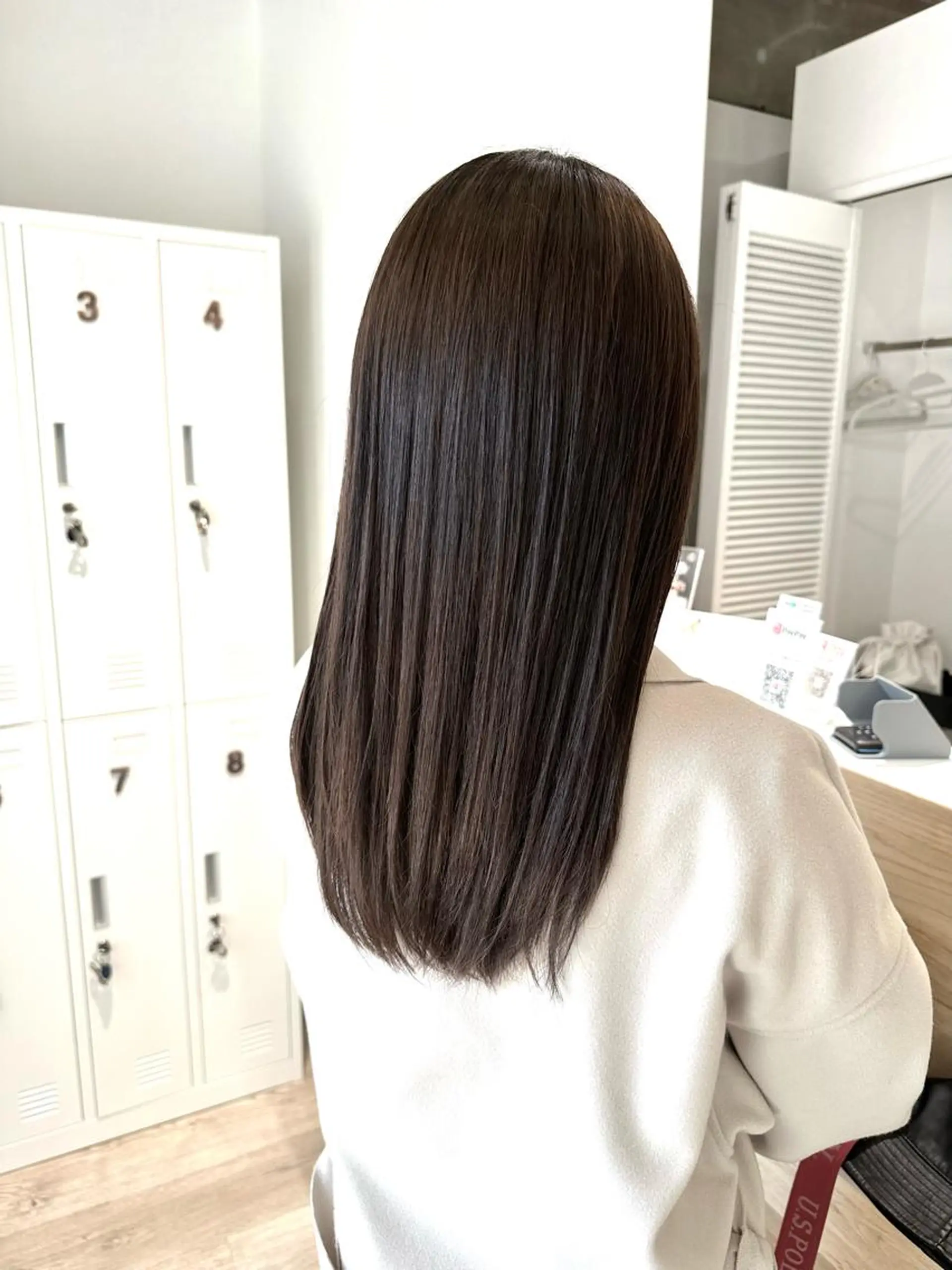 セミロング カラー カット ヘアカラー Annie 吉田 裕美のヘアスタイル