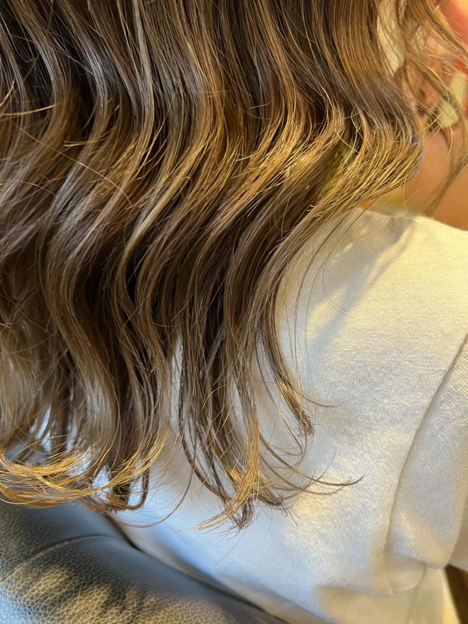 セミロング カラー ベージュカラー hair  bh.maara所属・bh.maara デザイン／ハイトーンのヘアスタイル