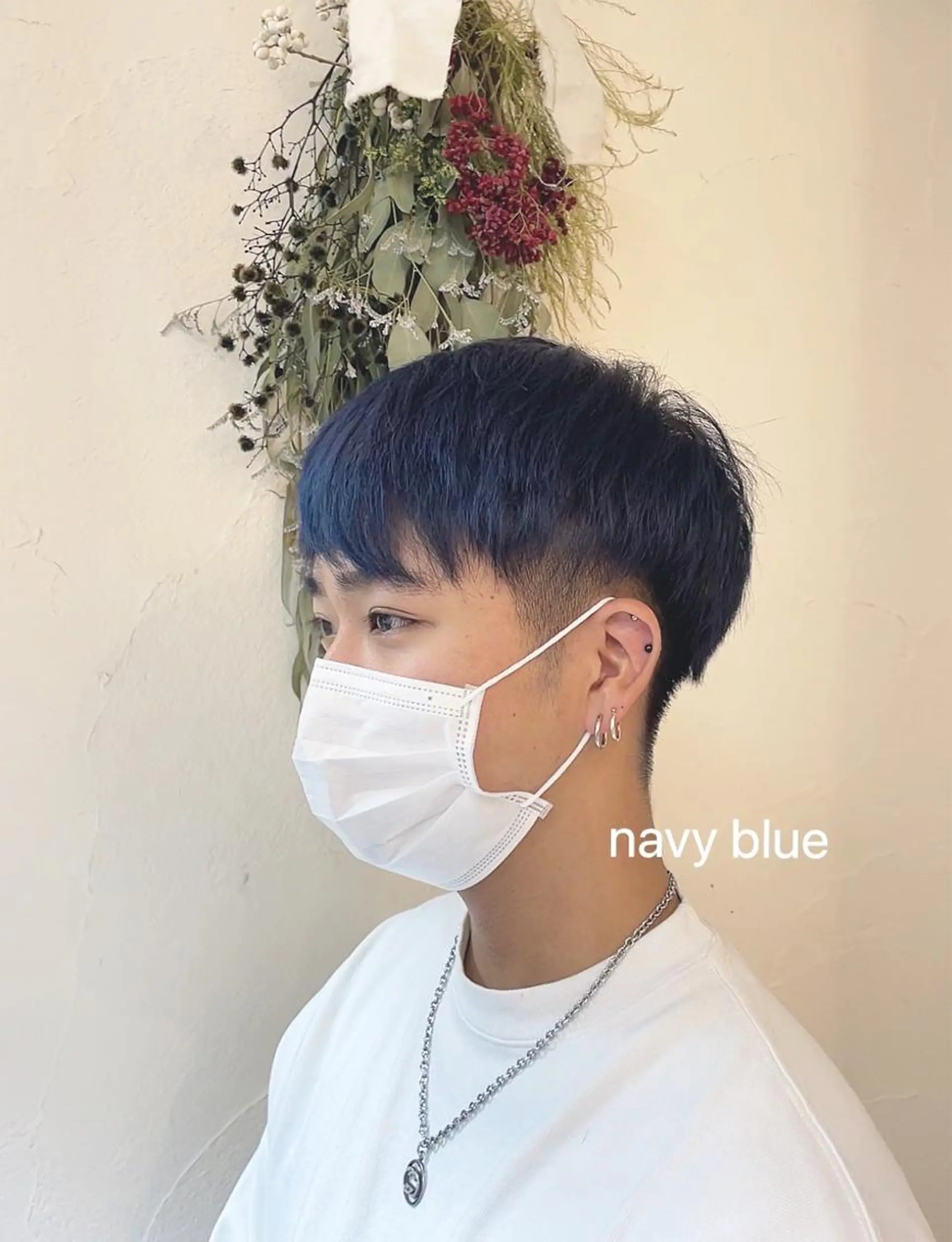 ショート カラー メンズ メンズブリーチ ブリーチ ブルーカラー ネイビーカラー Hair muse'e所属・加藤 愛鈴のヘアスタイル