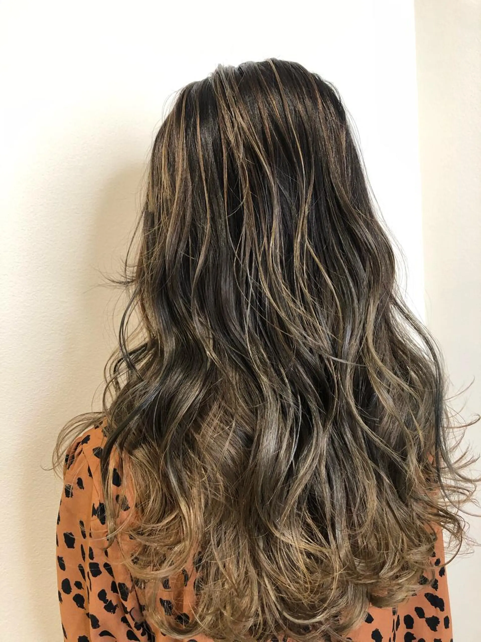 ロング カラー ヘアカラー トリートメント 河合秀明/ハイライト /インナーカラーのヘアスタイル