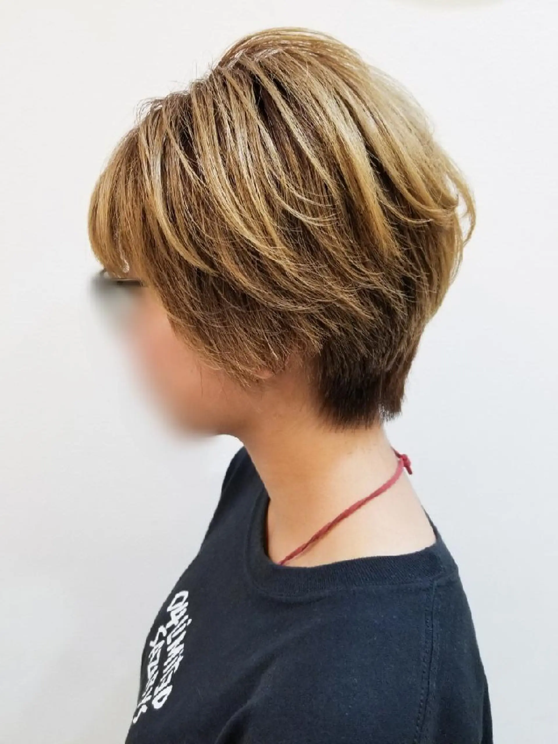 ショート ケアブリーチ、 髪質改善 福士直矢のヘアスタイル