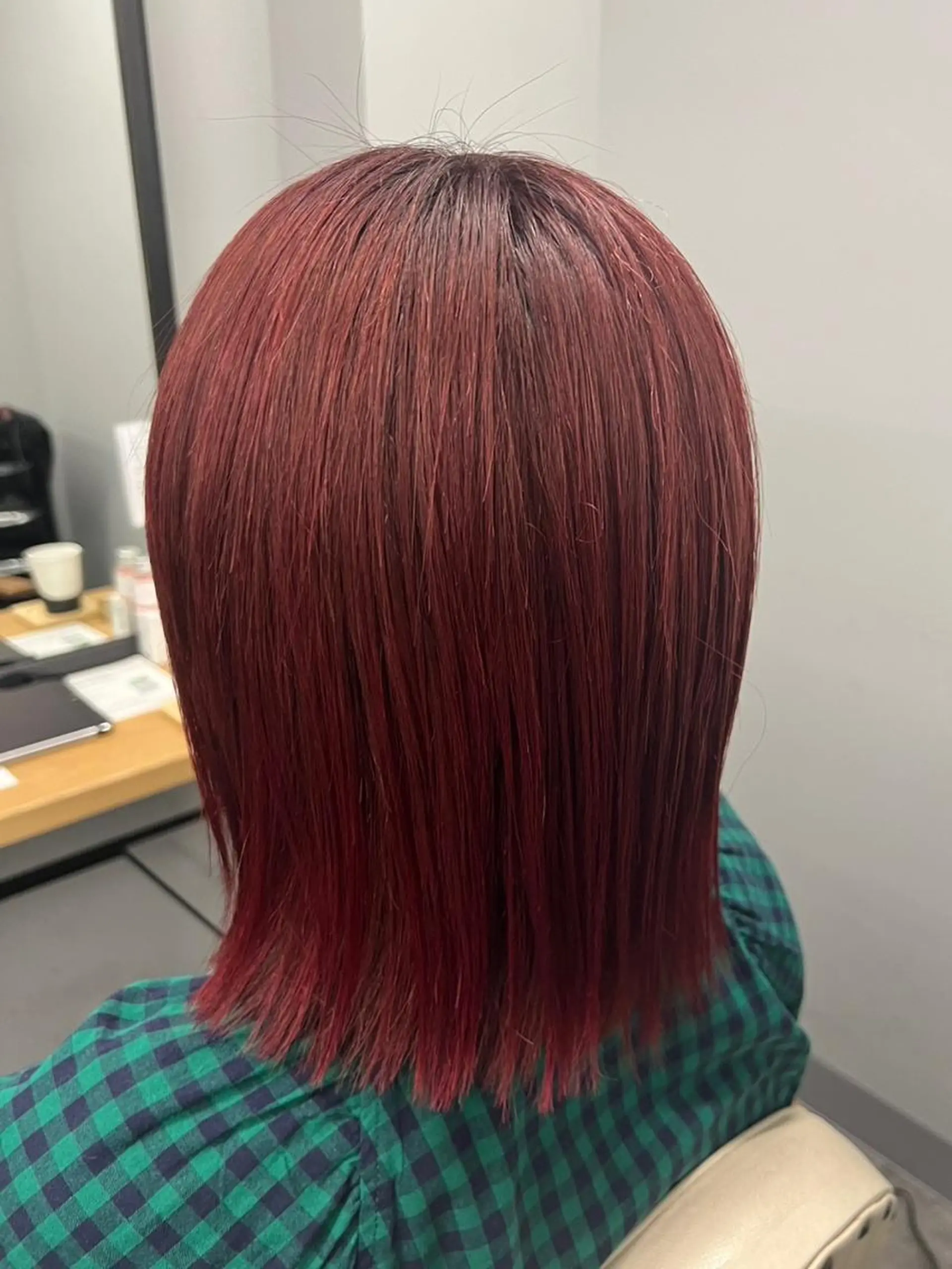 ミディアム カラー アディクシーカラー アッシュ バレイヤージュ ミストバング ブリーチ カット ヘアカラー N° aria 三軒茶屋のヘアスタイル